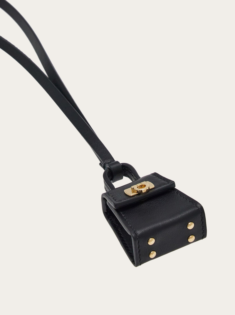 Gancini charm 4