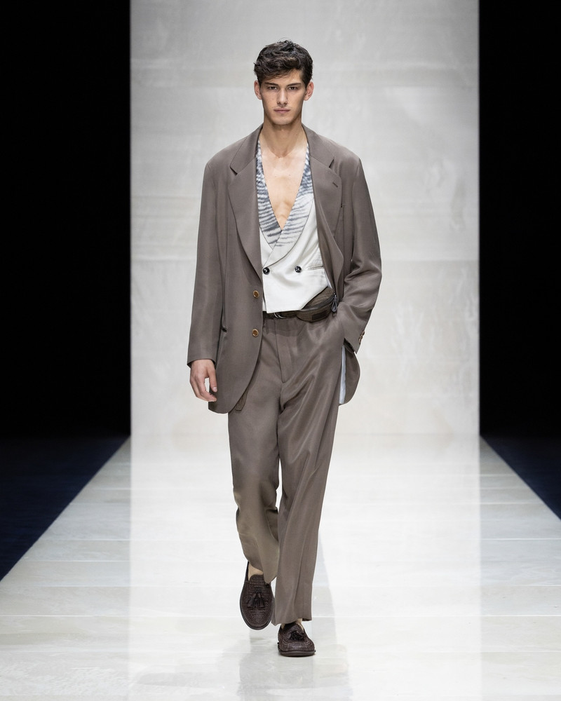 HERITAGE LINE CUPRO SINGLE-BREASTED SUIT 8