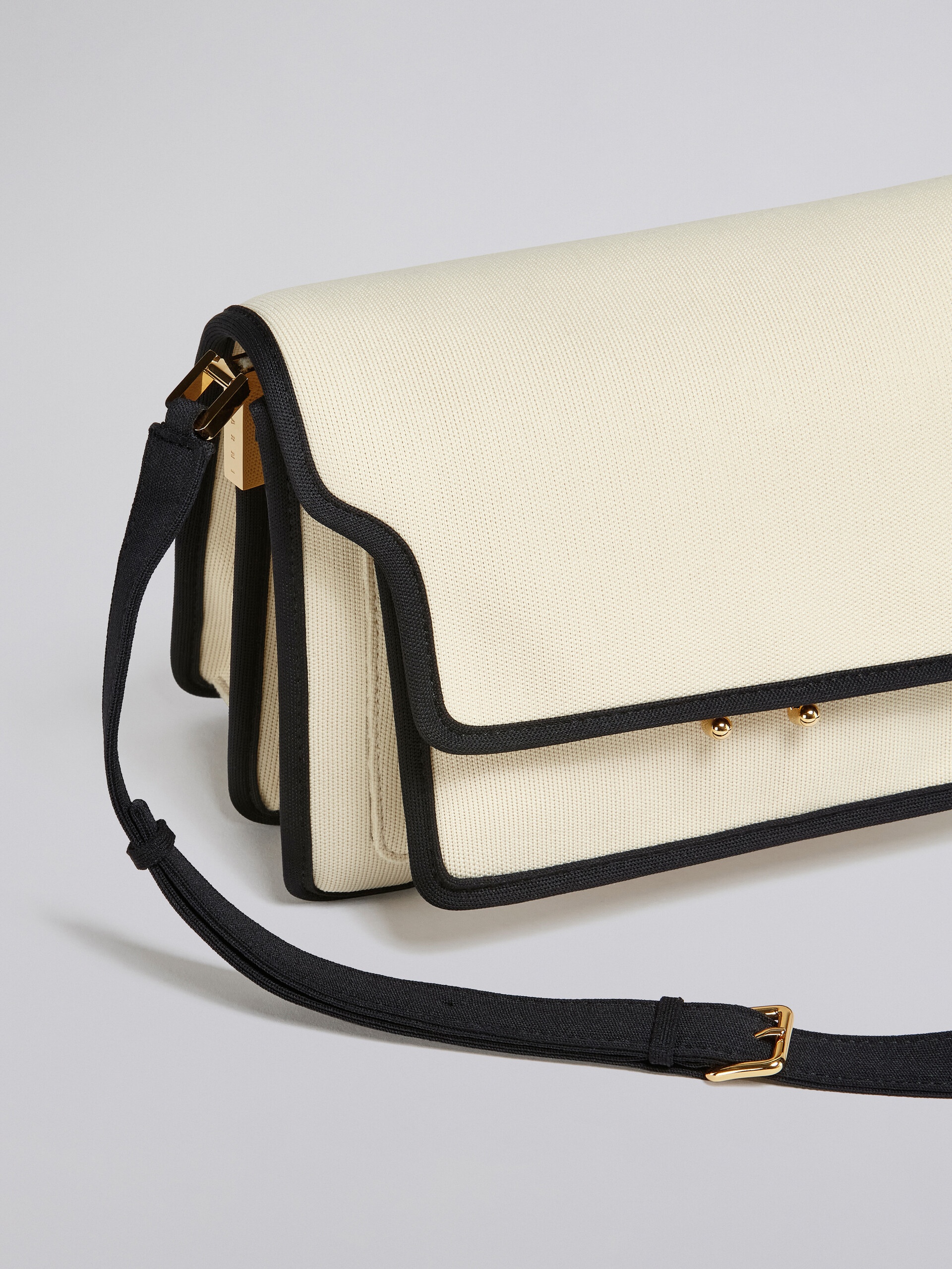 TRUNK SOFT MEDIUM BAG IN WHITE JACQUARD - 5