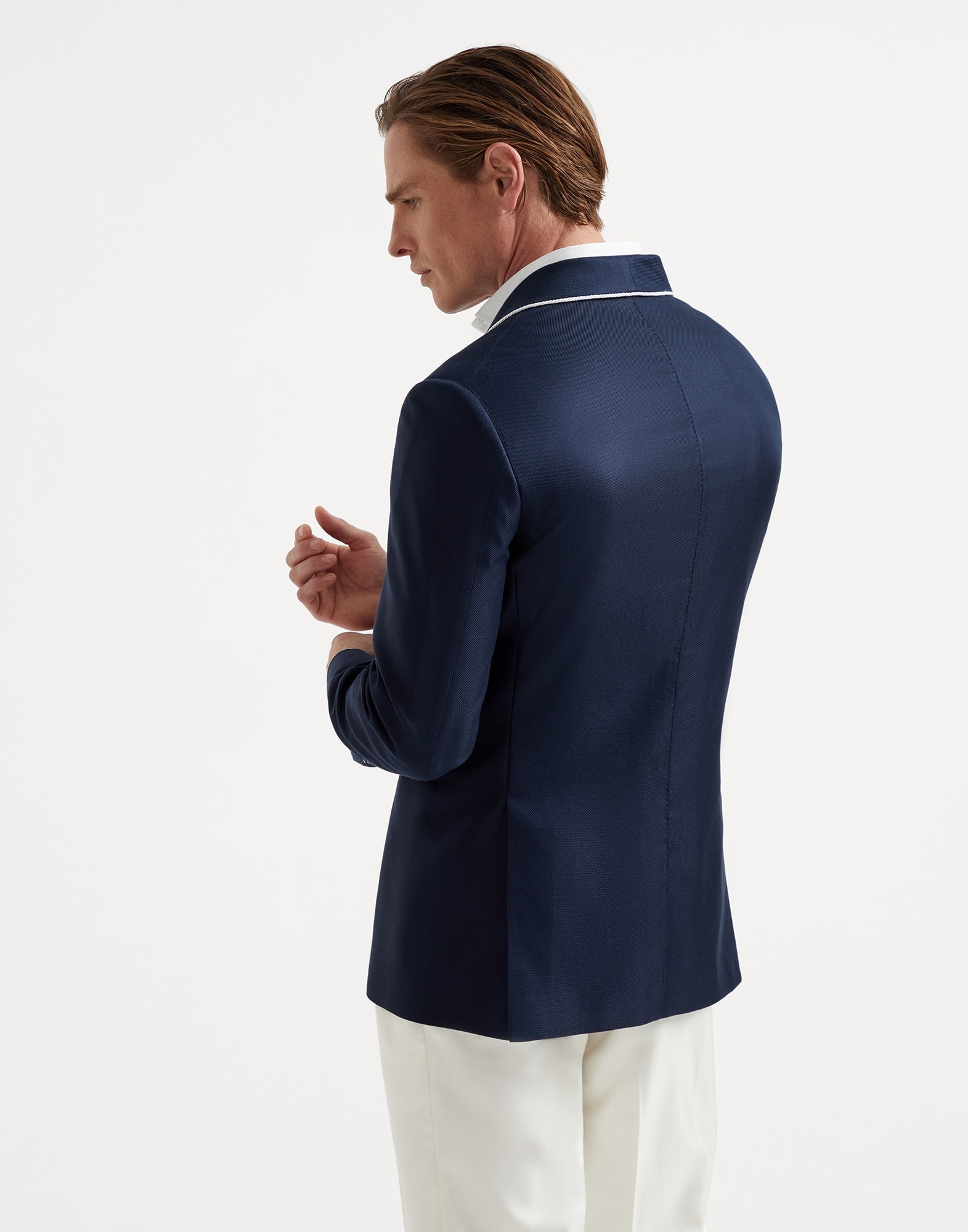 Silk diagonal one-and-a-half breasted tuxedo jacket with shawl lapels and piping - 2
