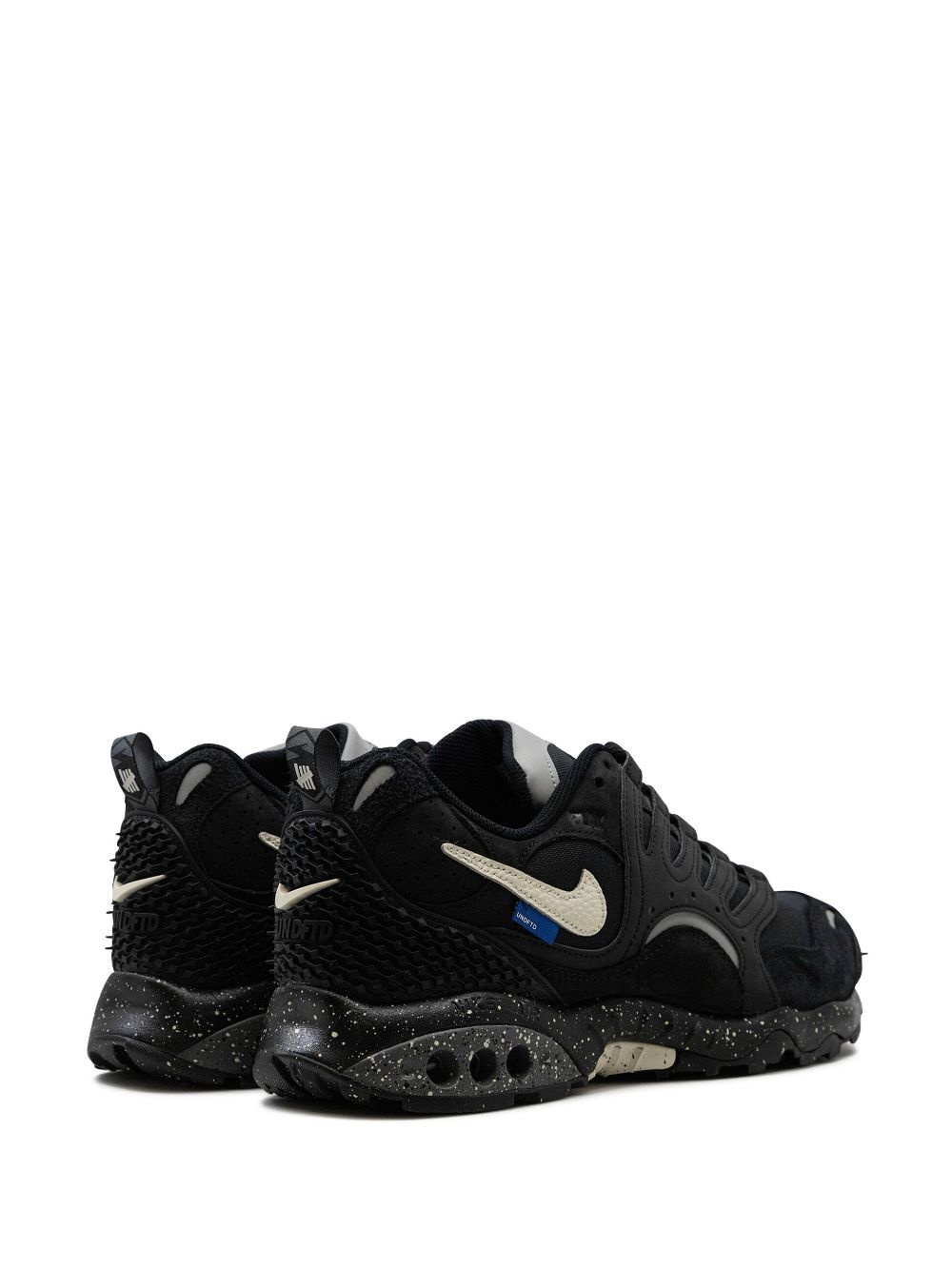 x Undefeated Air Terra Humara "Black" sneakers - 4