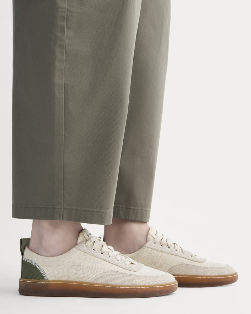 THE TREAD-BARE SNEAKER 3