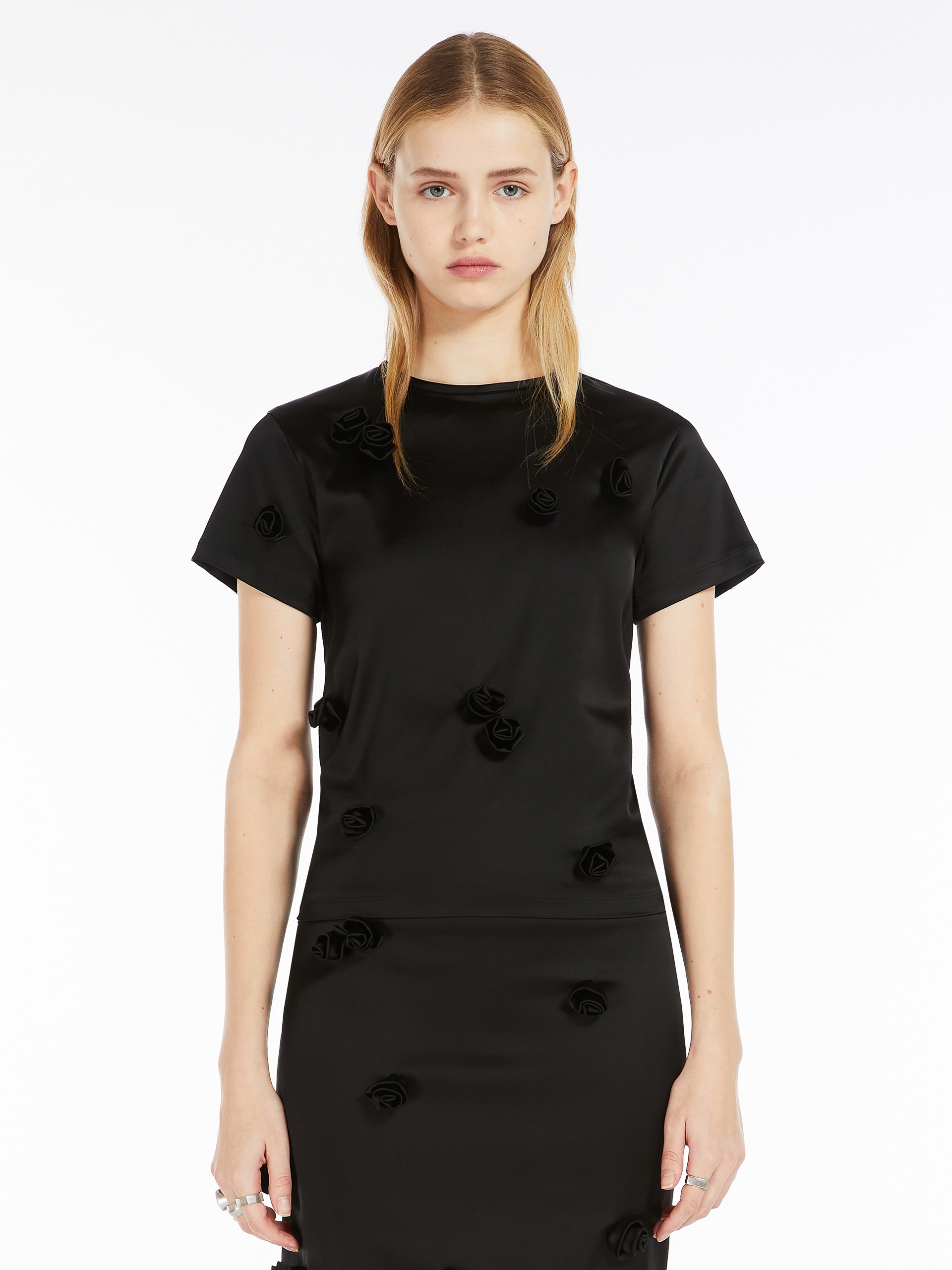 MENDOZA Slim-fit top with embroidered rose detail - 3