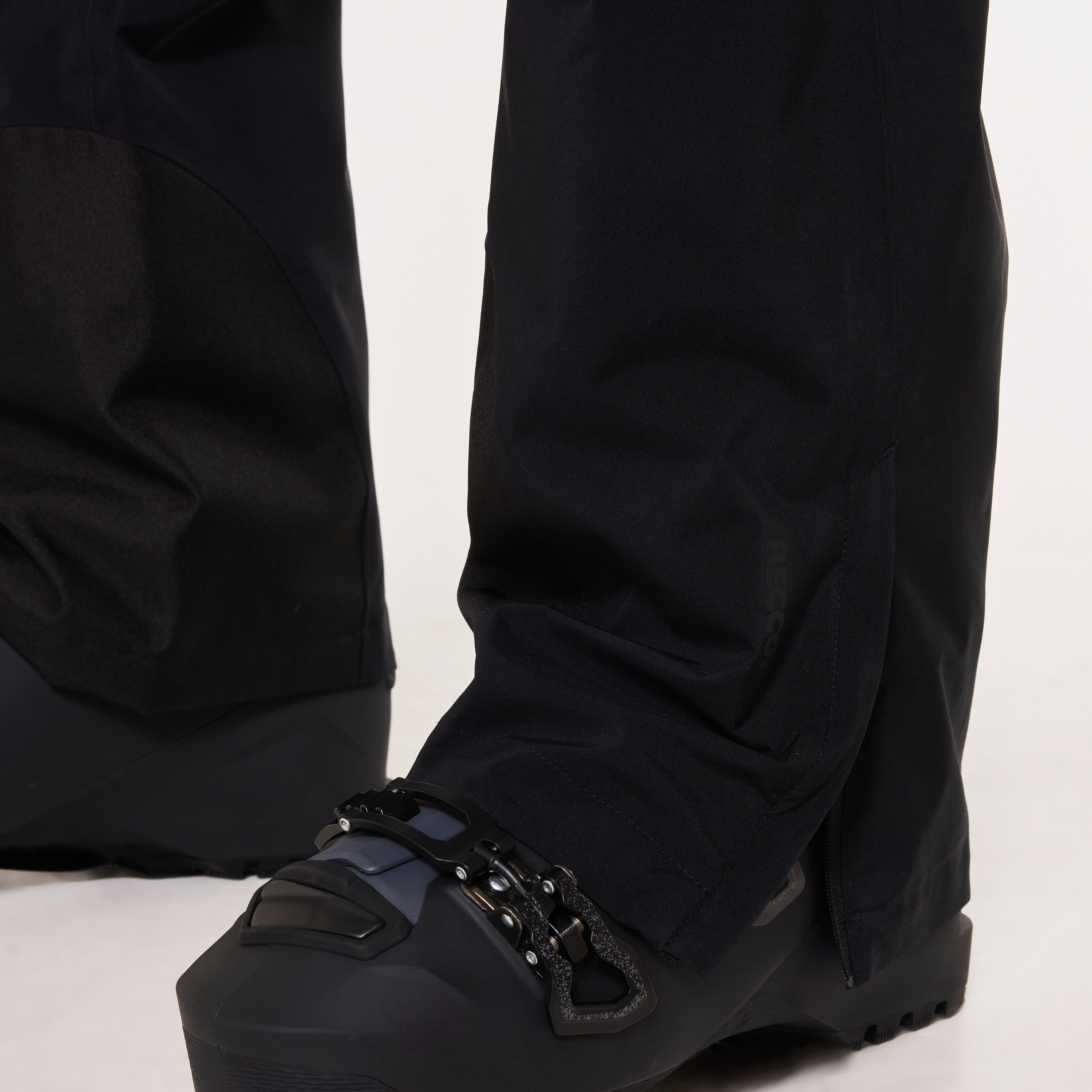 Unbound Gore-Tex Shell Pant 2.0 - 7