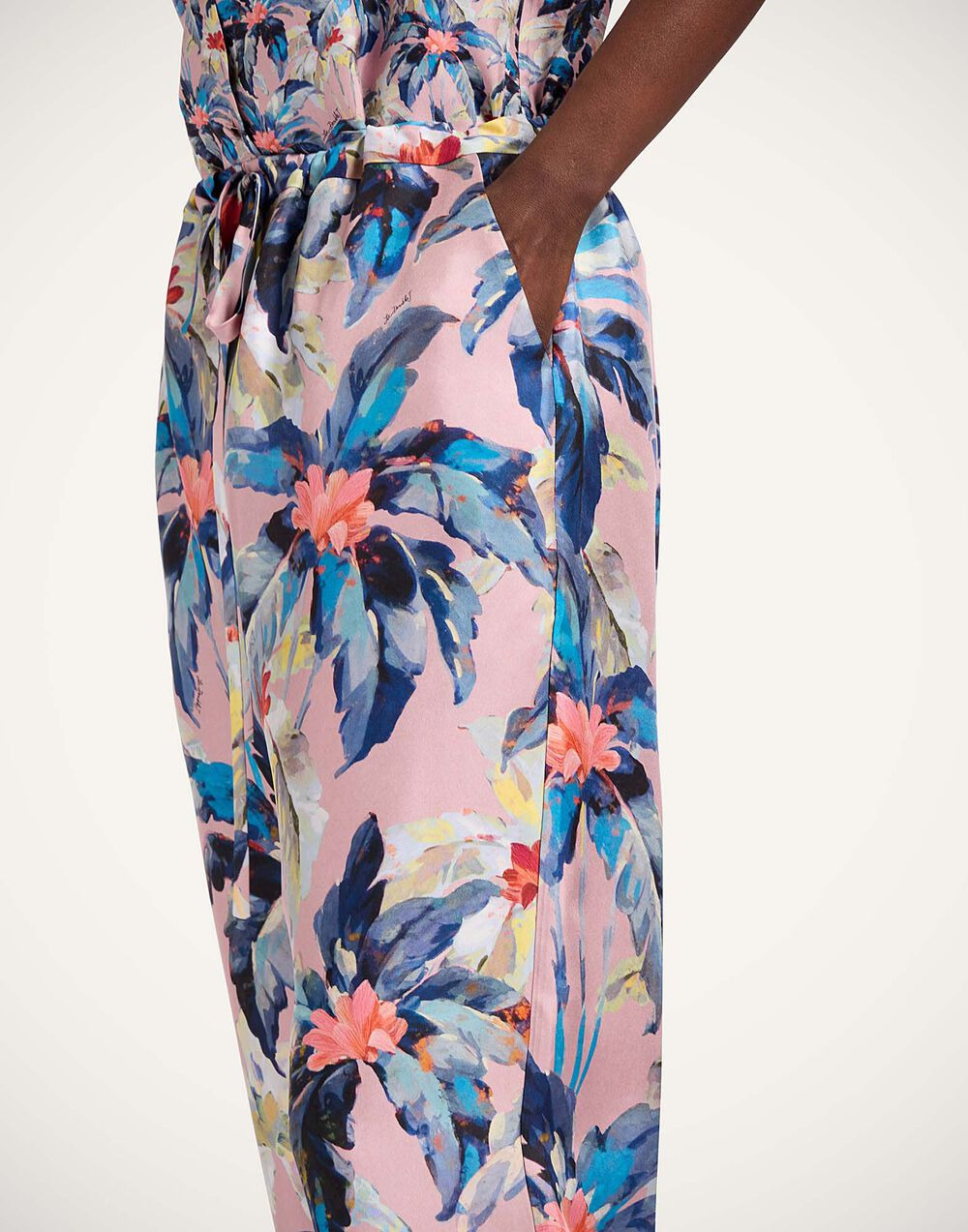 Drawstring Pants - 7
