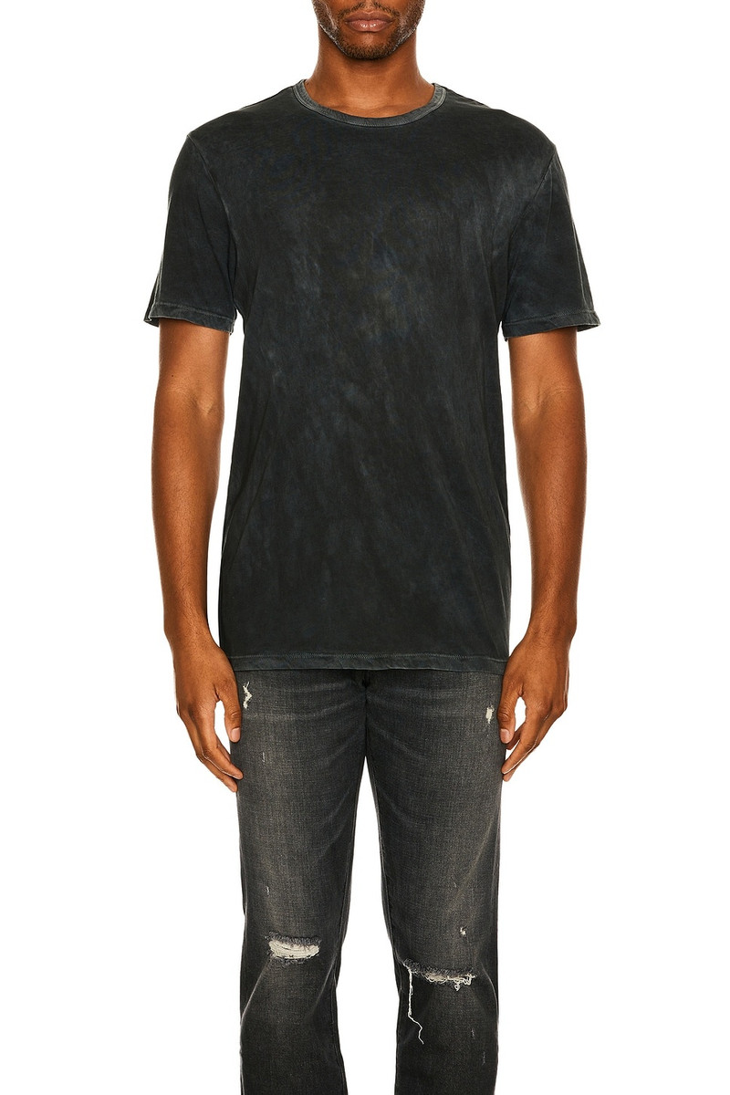 COTTONCITIZEN The Classic Crew outlook
