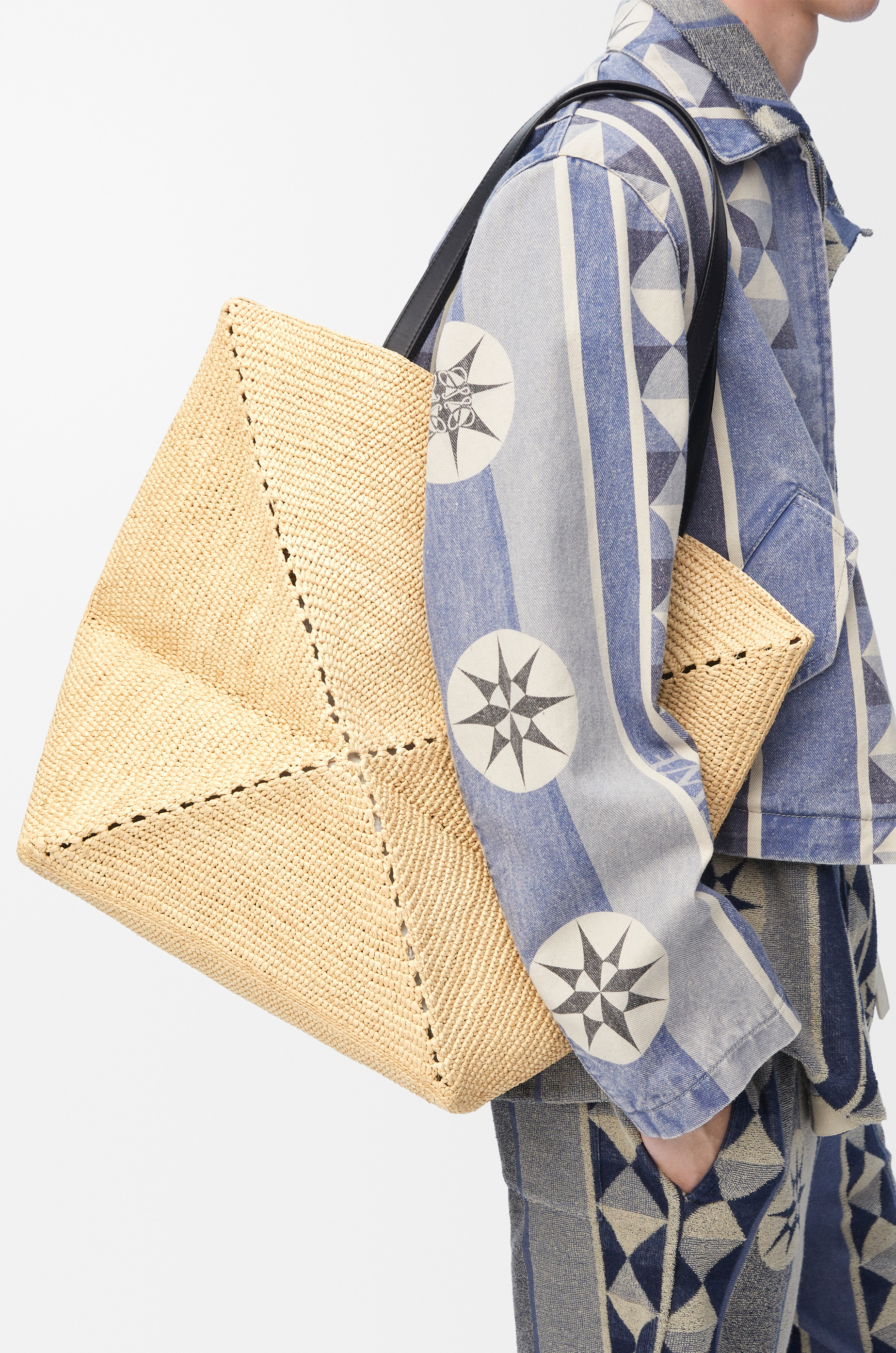 XL Puzzle Fold Tote in raffia - 3