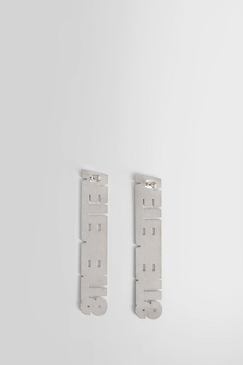 VETEMENTS VETEMENTS UNISEX SILVER EARRINGS outlook