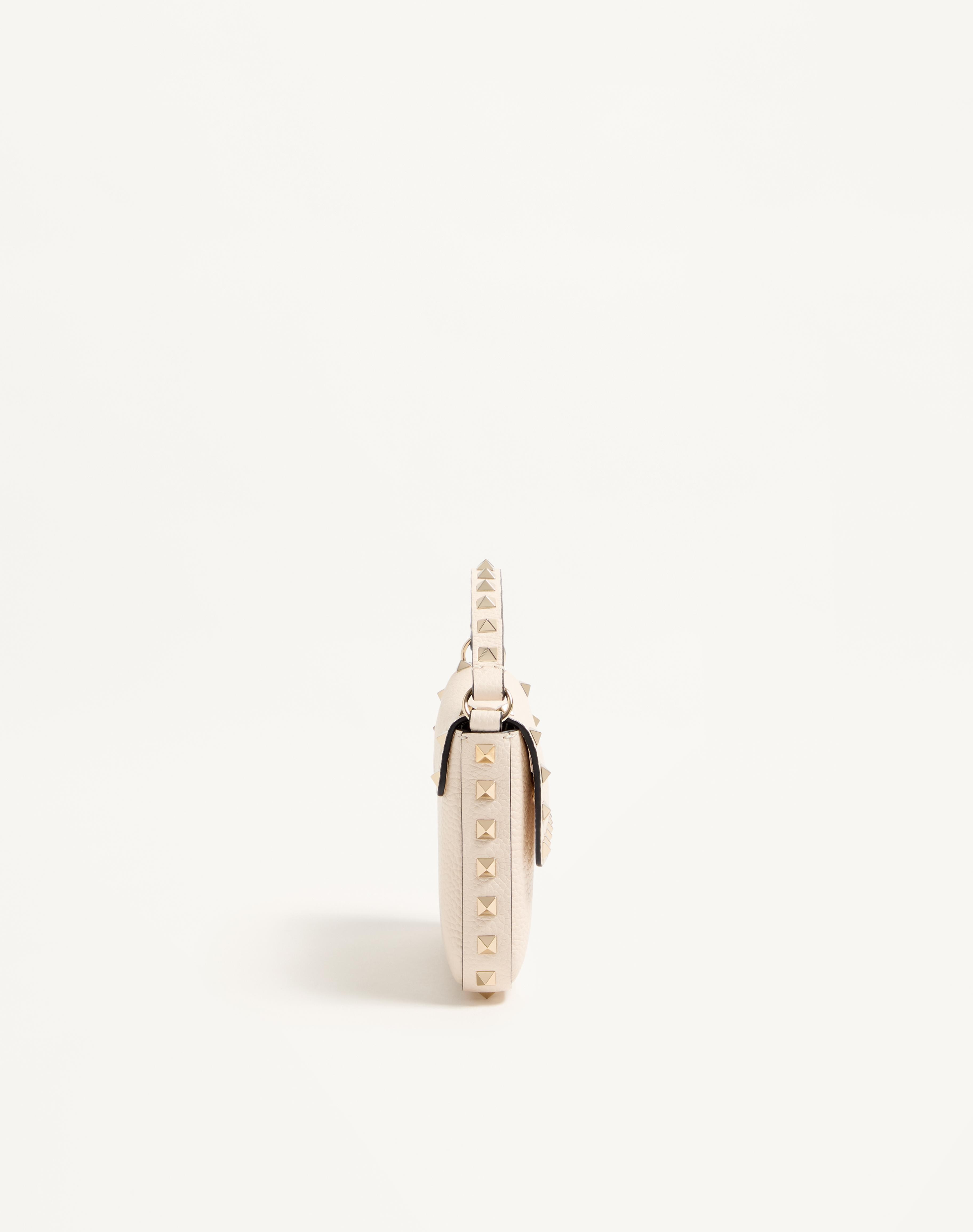 ROCKSTUD GRAINY CALFSKIN POUCH - 4