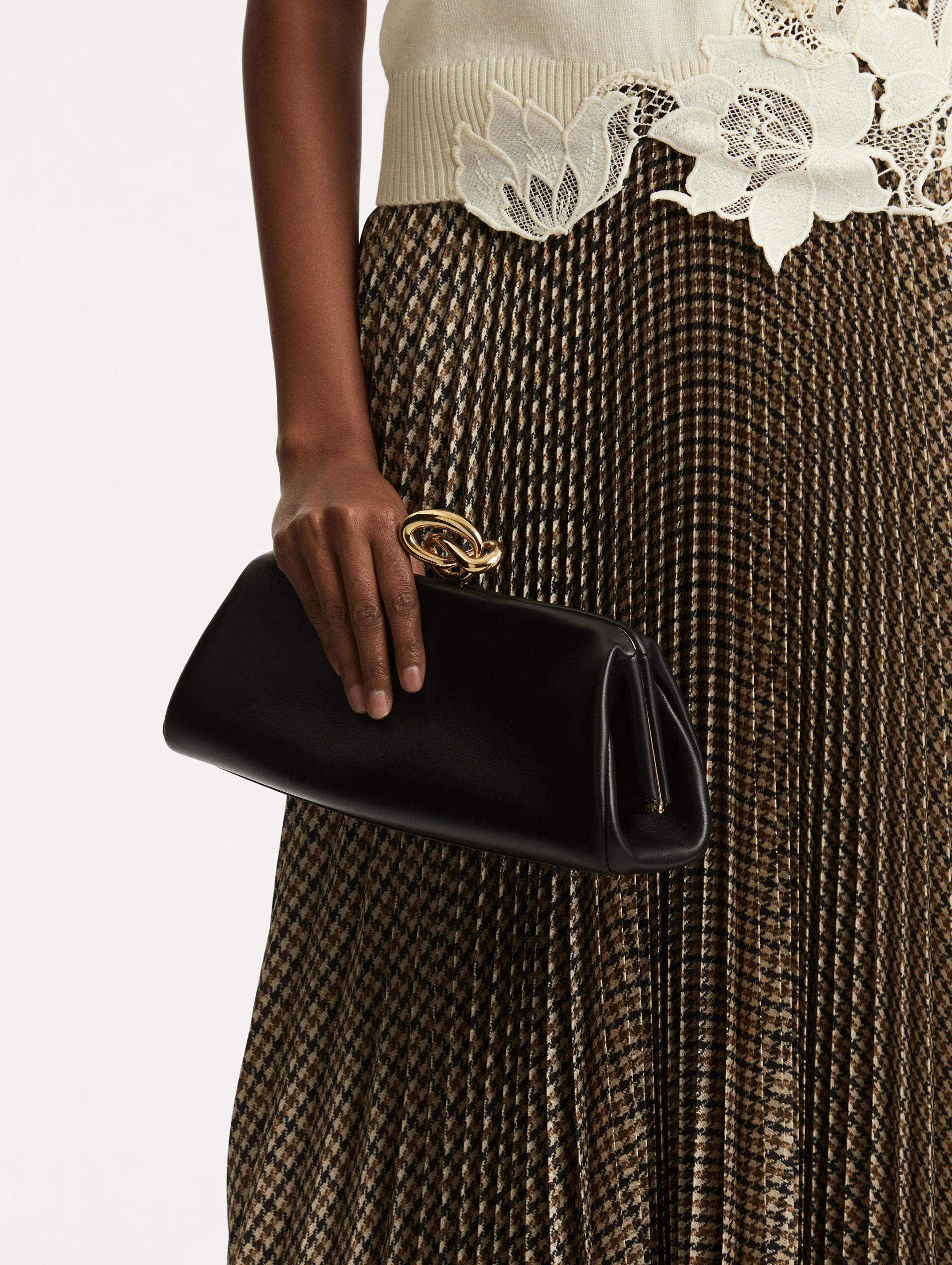 KNOT CLUTCH - 2