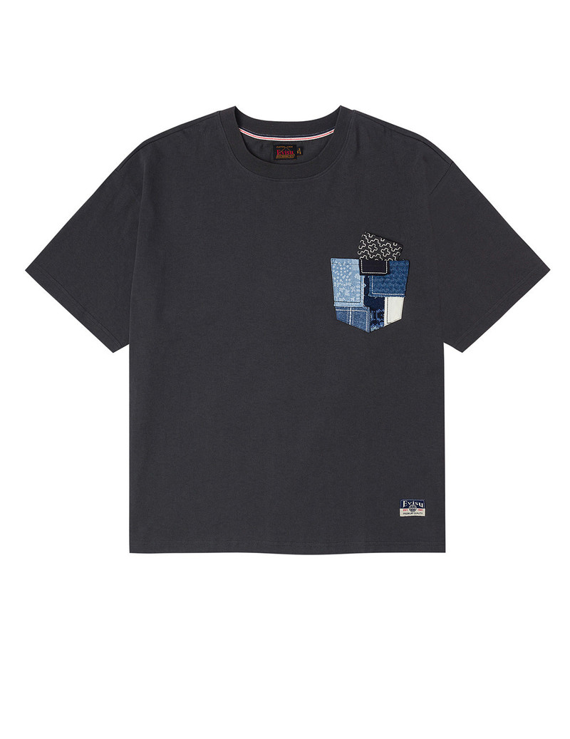 EVISU Sashiko Daicock Relax Fit T-Shirt outlook