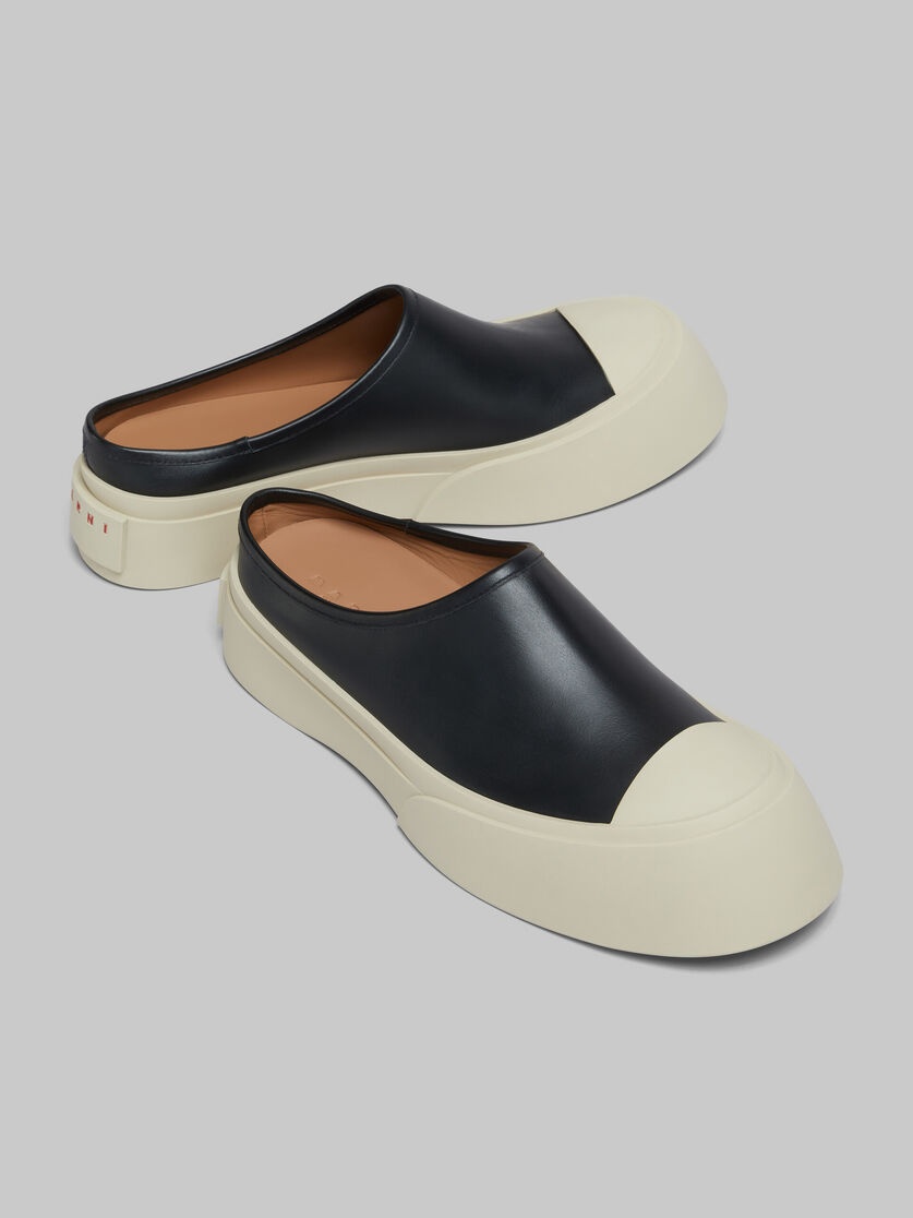 Marni BLACK LEATHER PABLO SABOT | REVERSIBLE