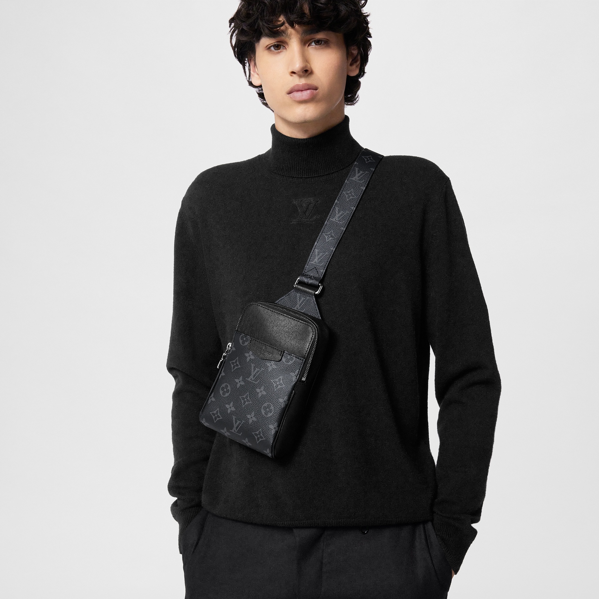 Outdoor Slingbag - 2