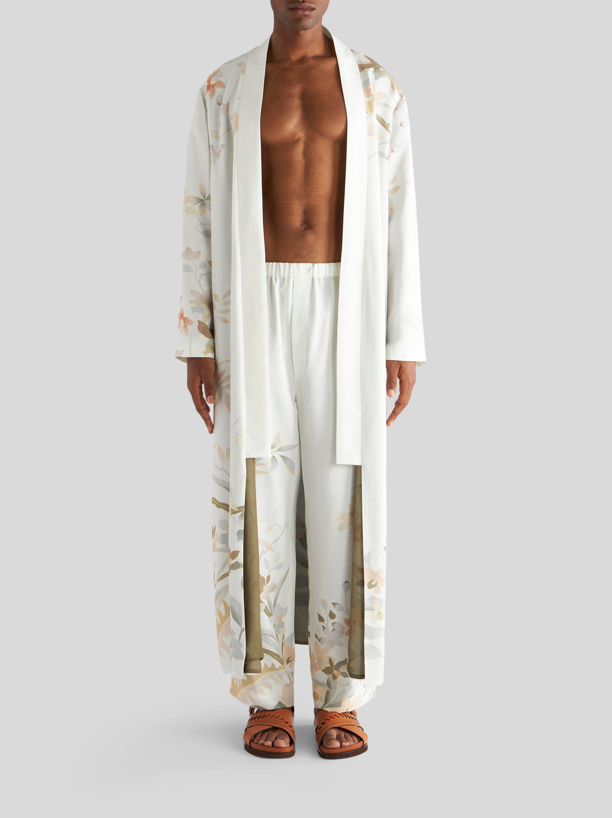 TROUSERS WITH LEAFY FLORAL PRINT - 3