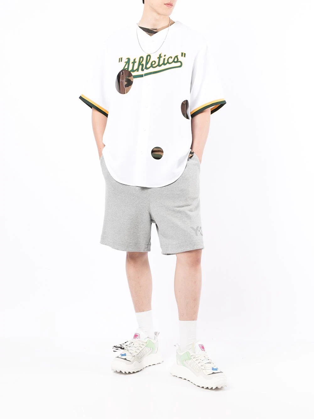 cut-out slogan-print baseball shirt - 2