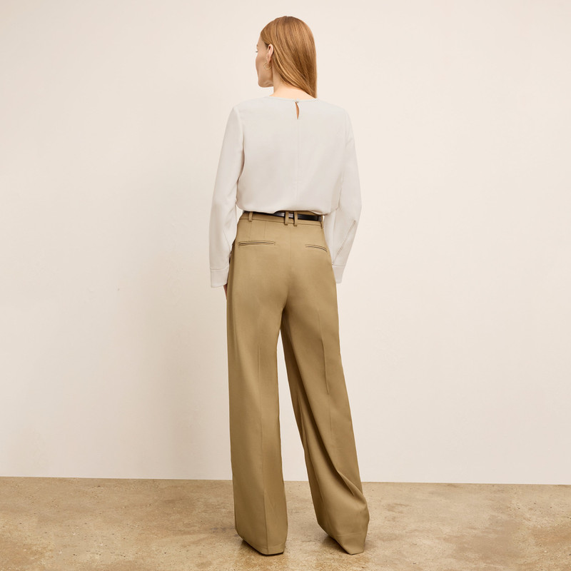 Jules Effortless Blouse - Everyday Crepe with Topstitch 3