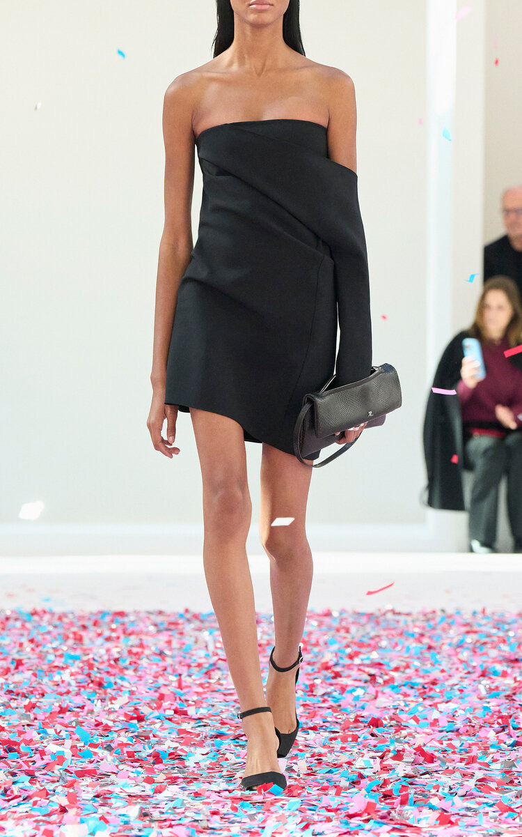 Single-Sleeve Strapless Dress black - 2
