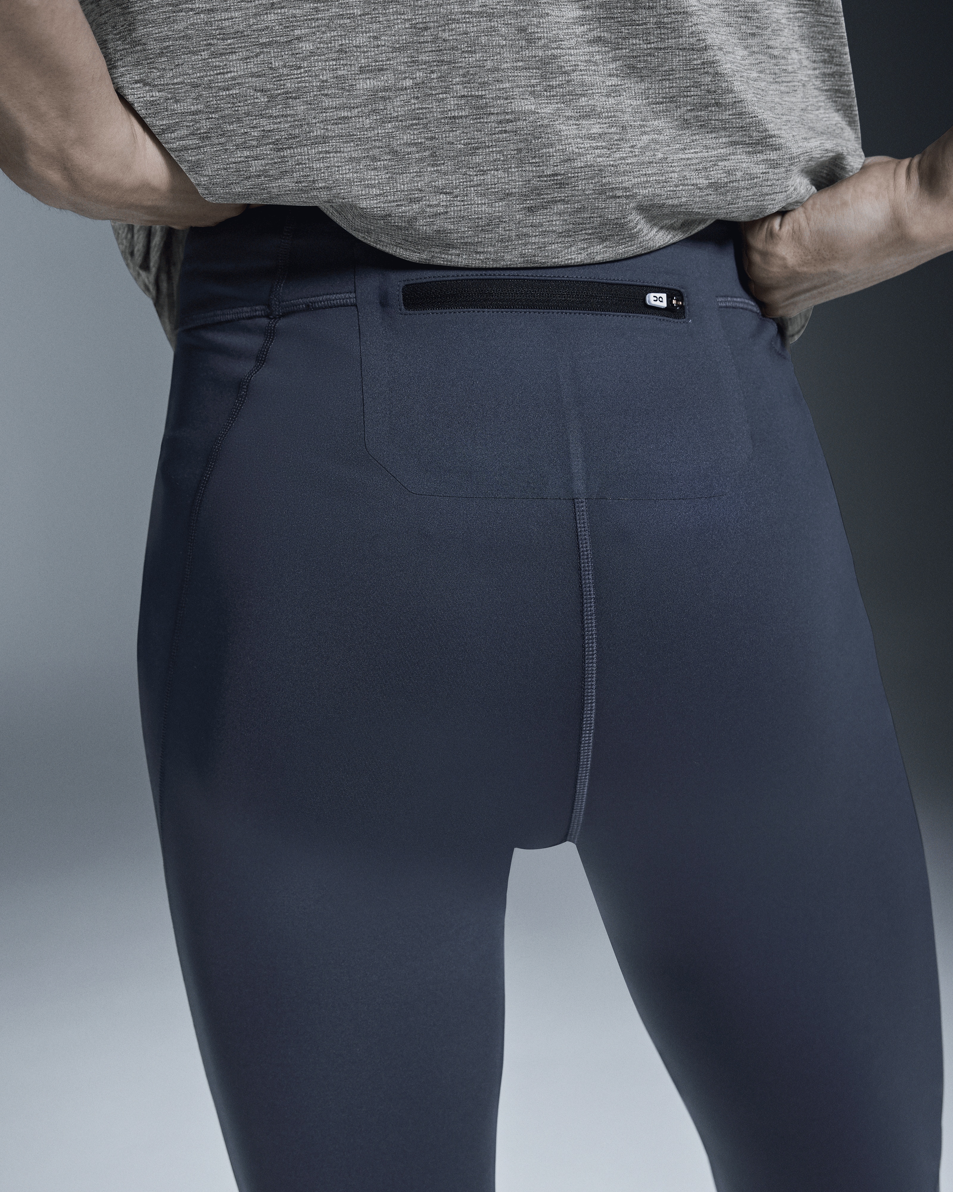 On Performance Winter Tights | REVERSIBLE