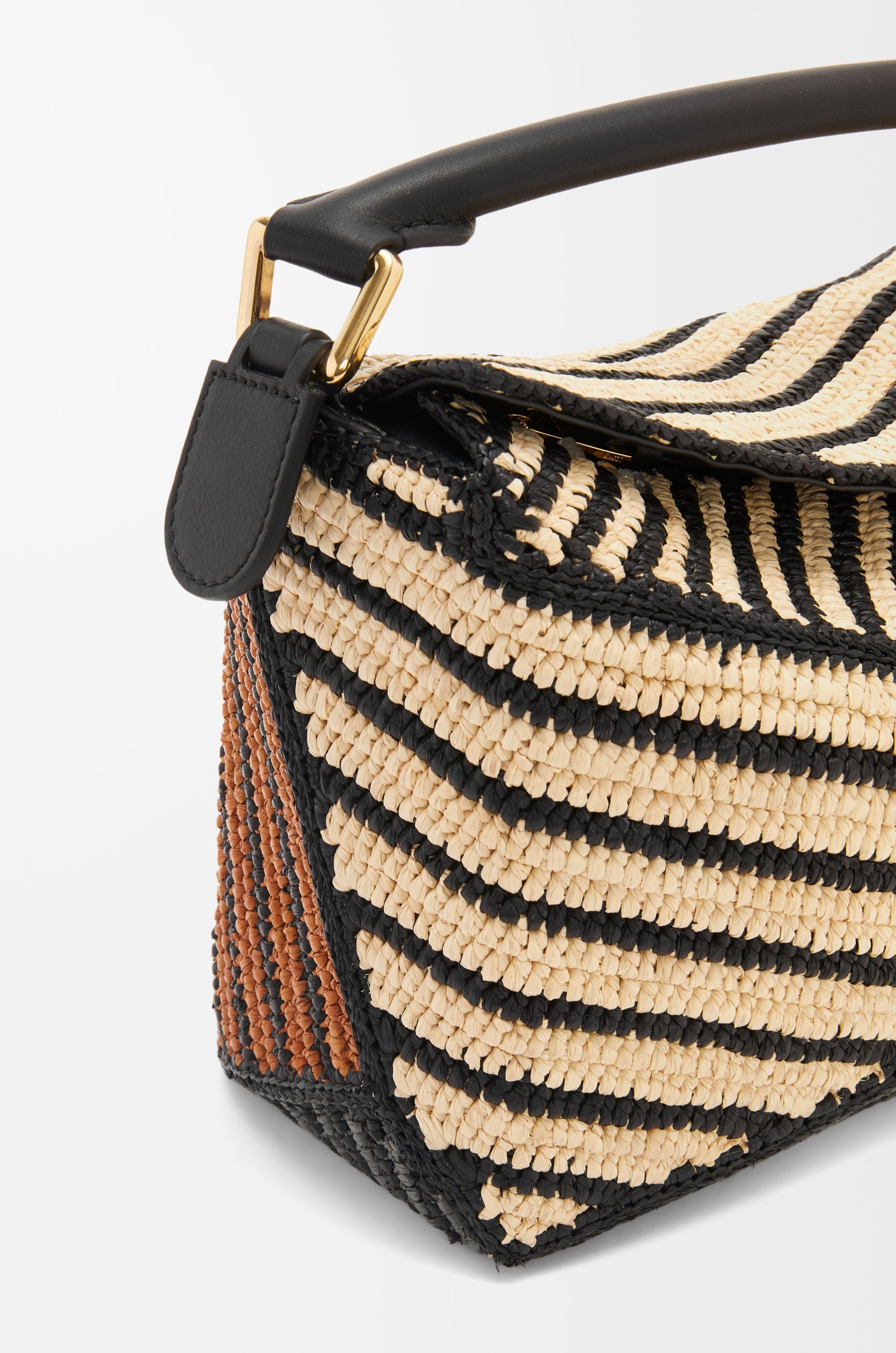 Small Puzzle Edge bag in raffia and calfskin - 10