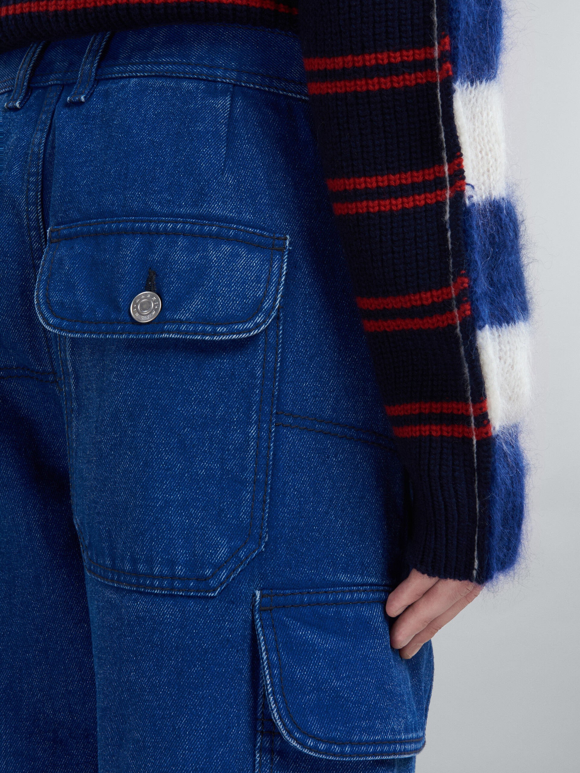 CARGO PANTS IN COATED BLUE DENIM - 4