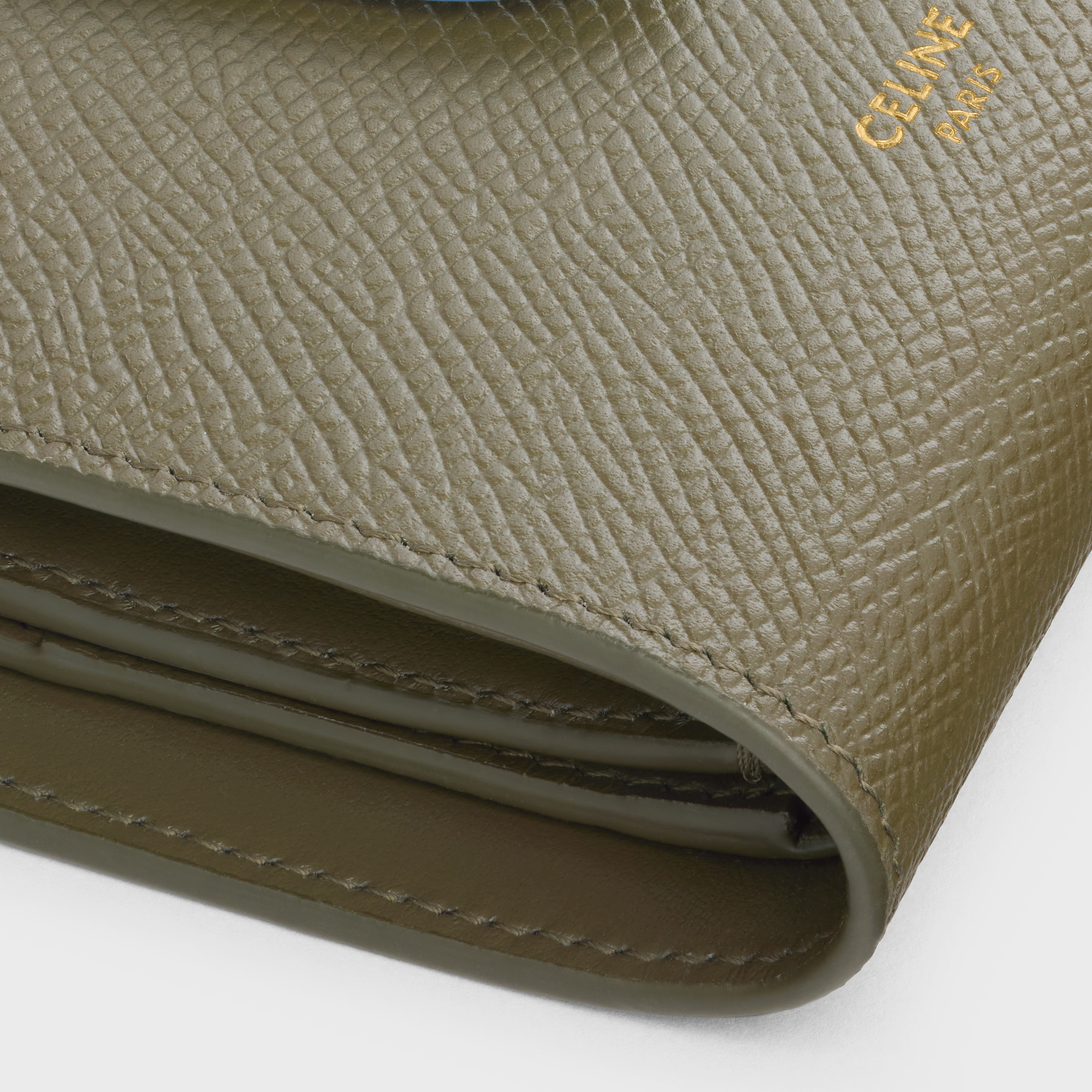 Small Strap Wallet in Bicolour Grained Calfskin - 5