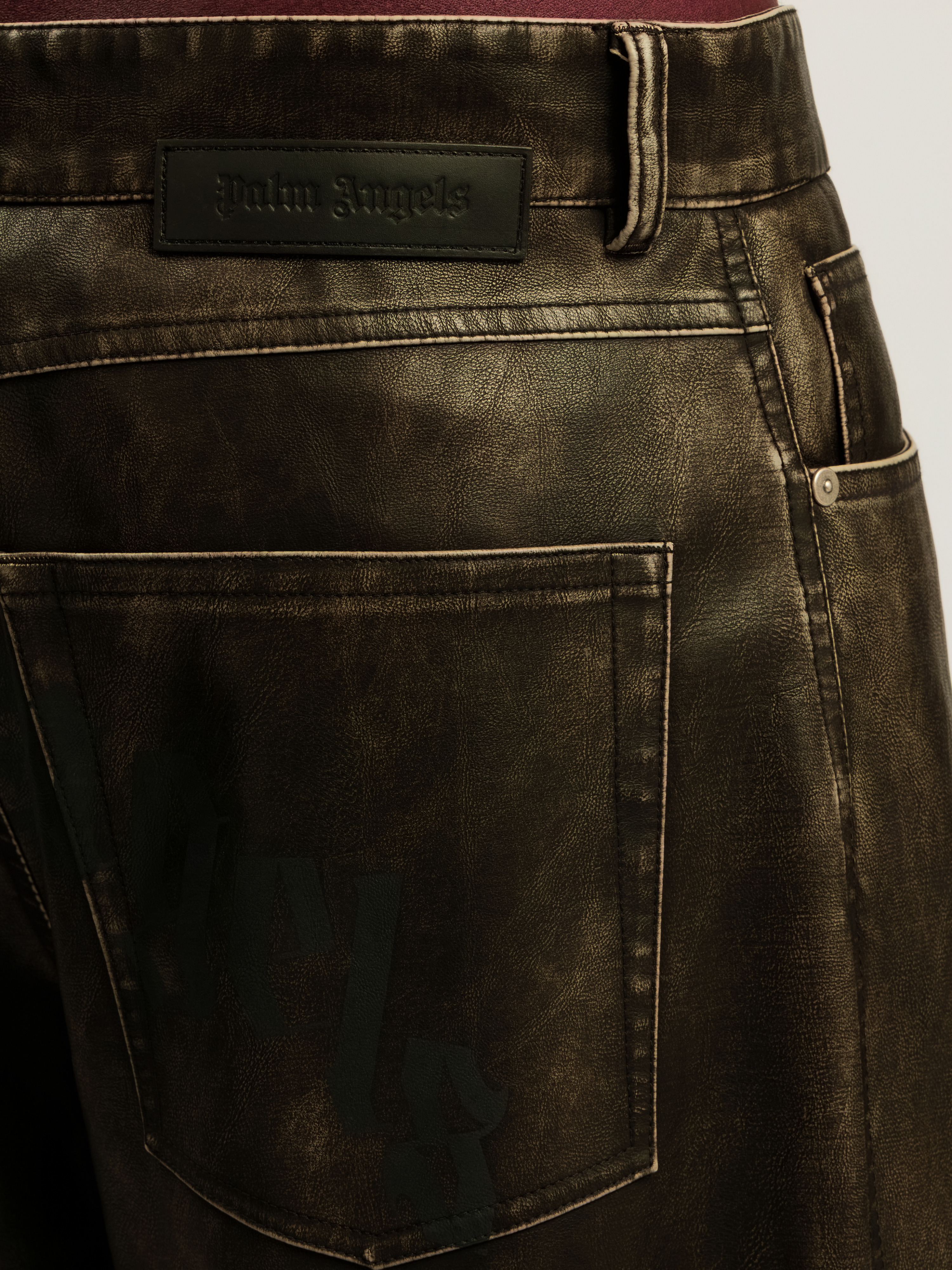 Curved Logo Coated Pants - 6