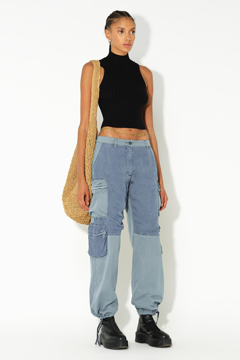 John Elliott PARACHUTE CARGO outlook