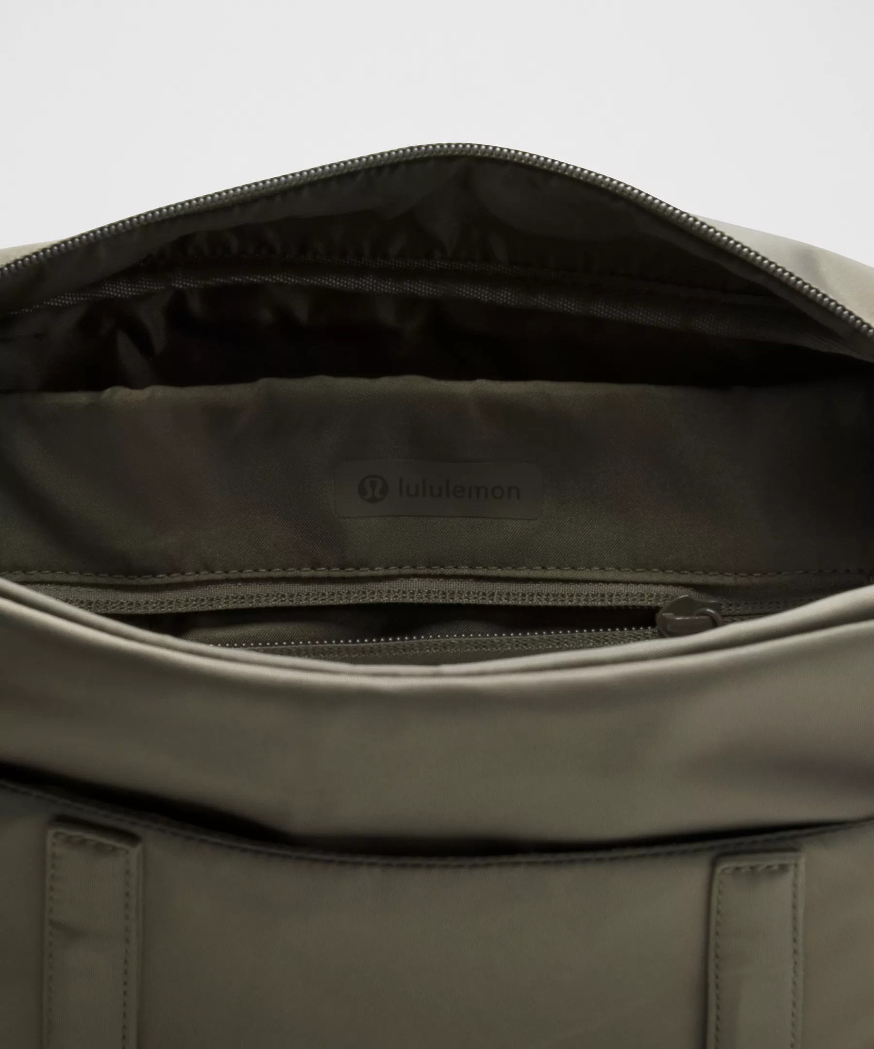Wunderlust Messenger Bag 6.5L - 5