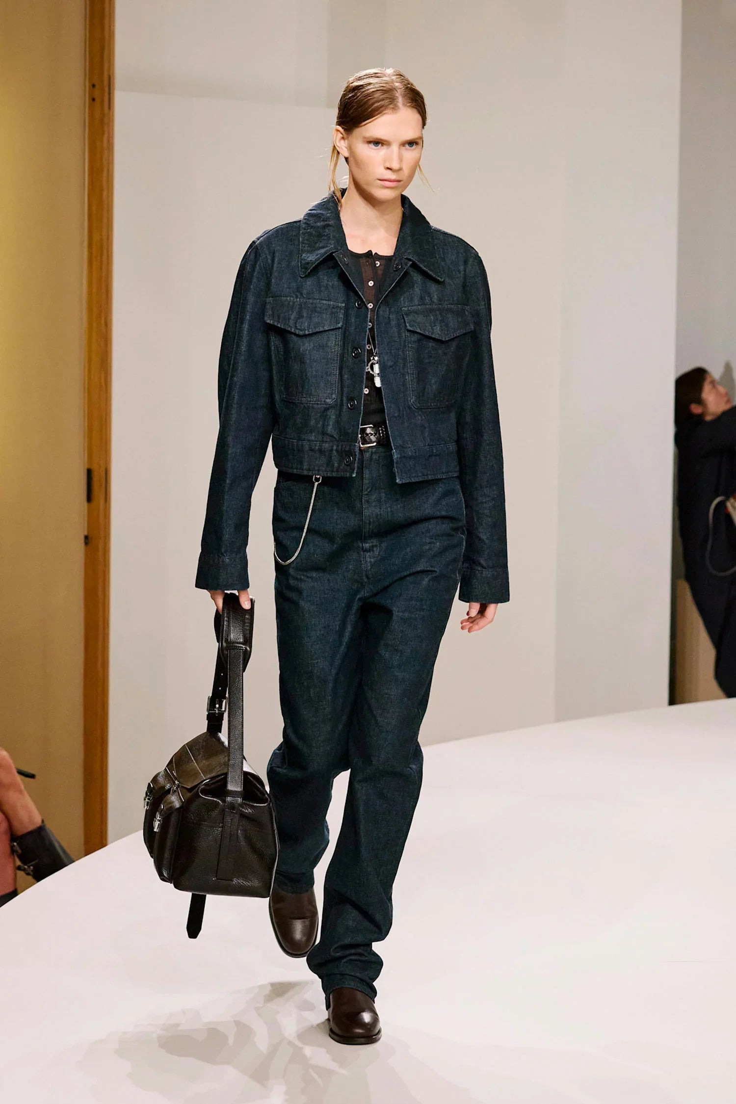 Two-Pocket-Cropped-Jacket - 5