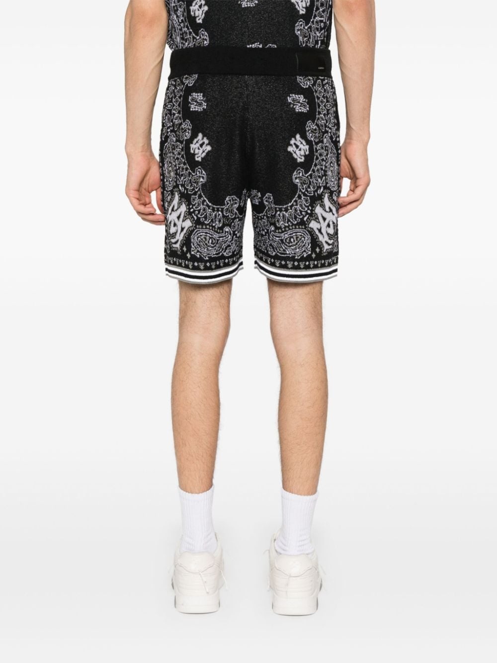 bandana-jacquard knitted shorts - 4