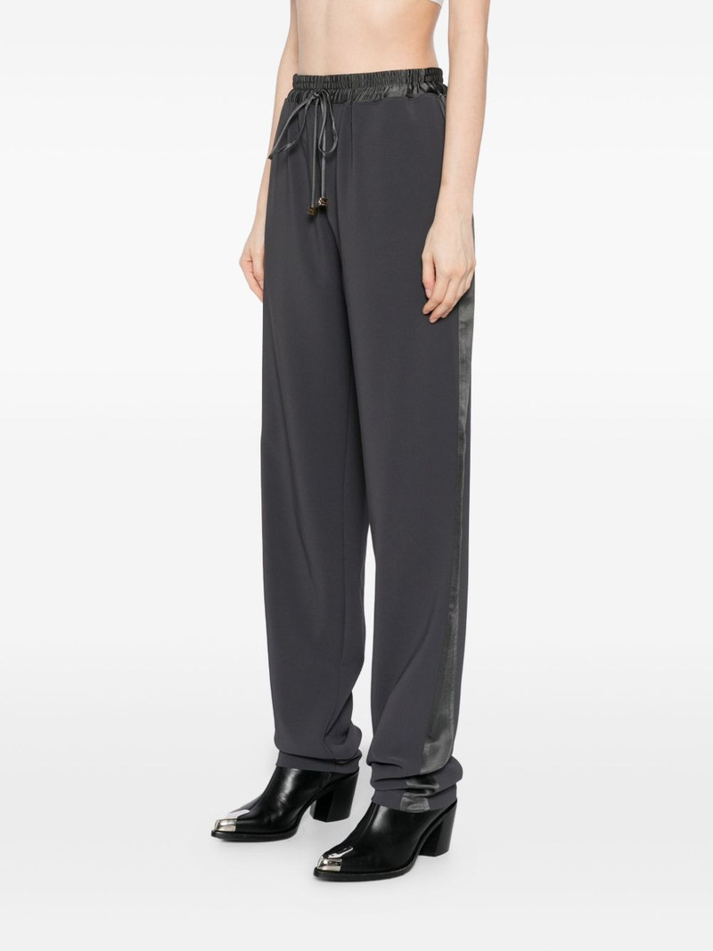Crêpe trousers 3