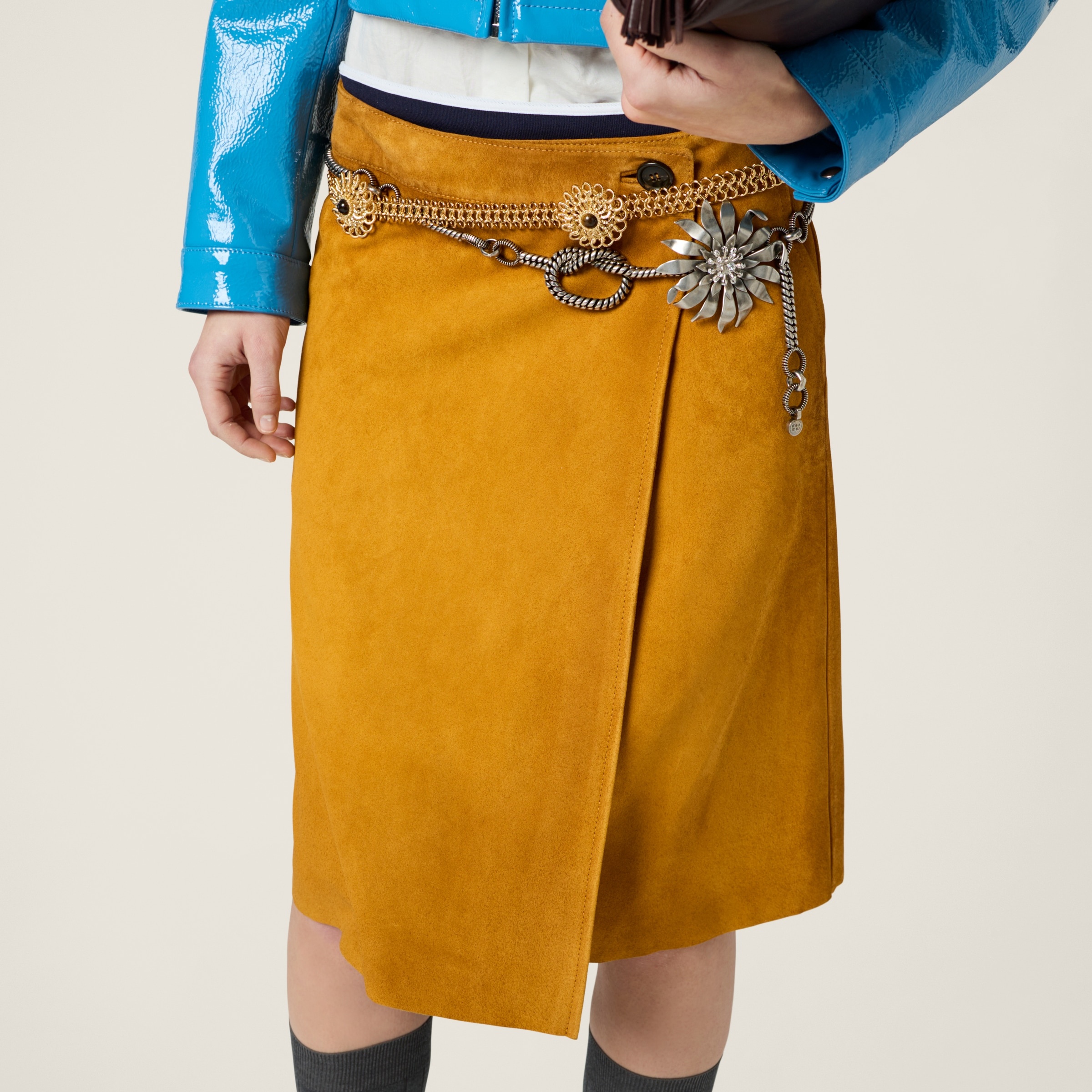 Suede wraparound skirt - 4
