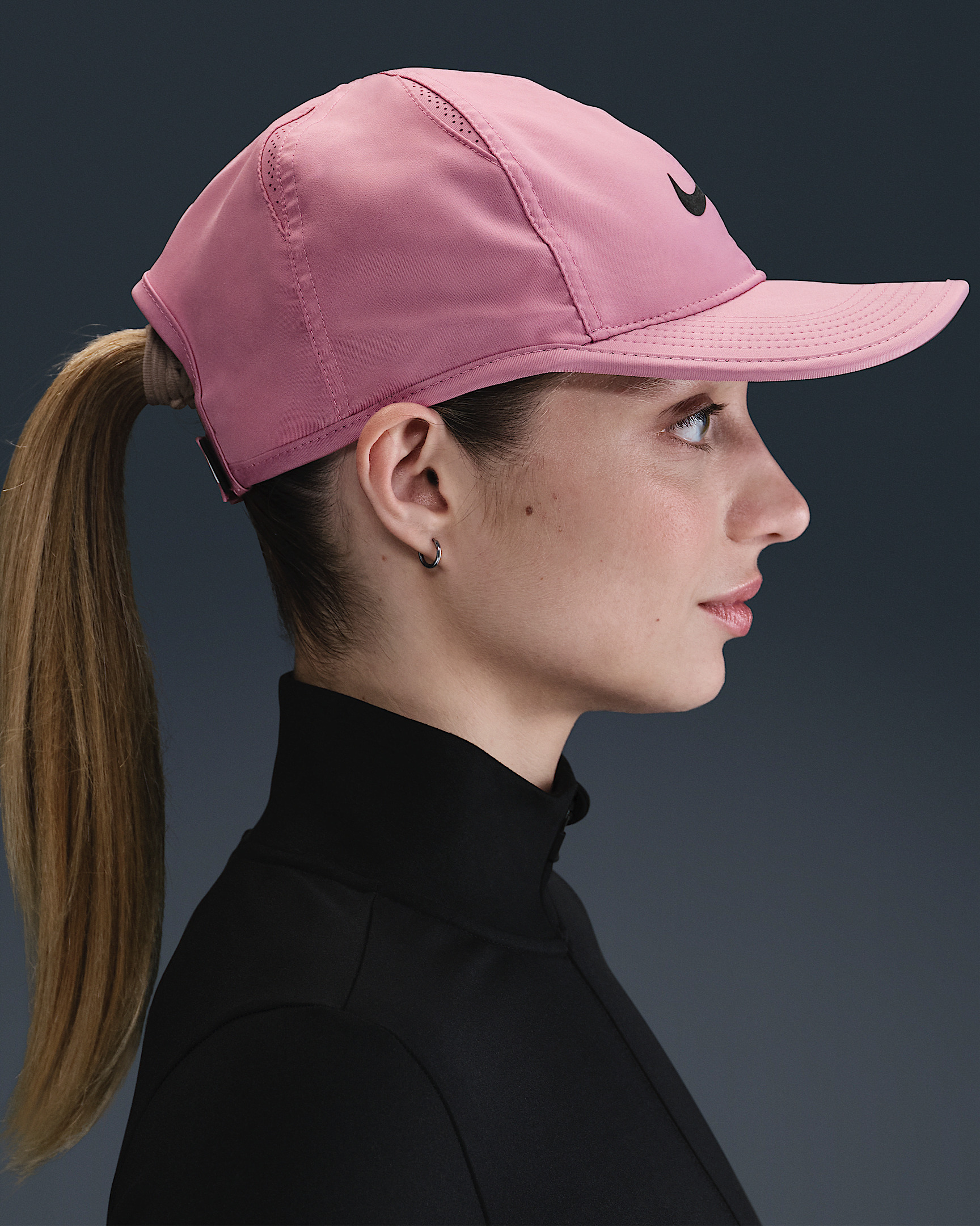Nike Dri-FIT Club Unstructured Featherlight Cap - 2