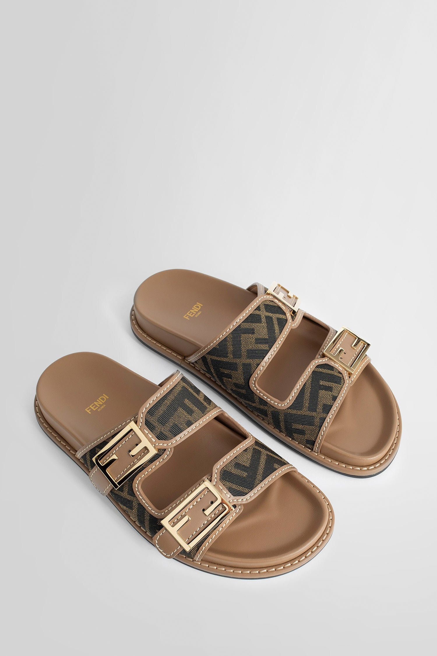 サンダル・ミュール FENDI SS25 'Fendi Feel' slides (8X8710AHGH F1SZ2) Fendi Feel Fur Brown | Fendi
