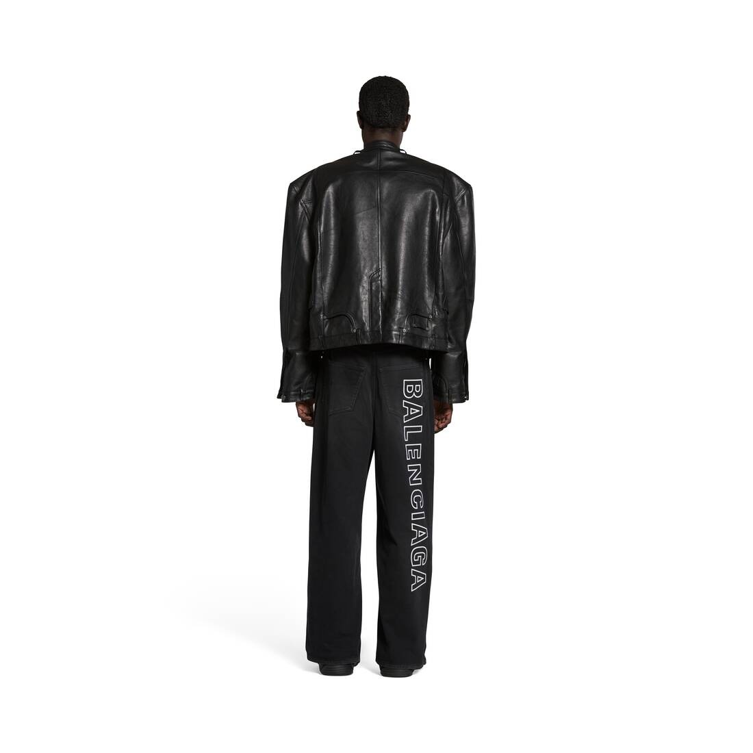 Outline Baggy Pants in Black - 4