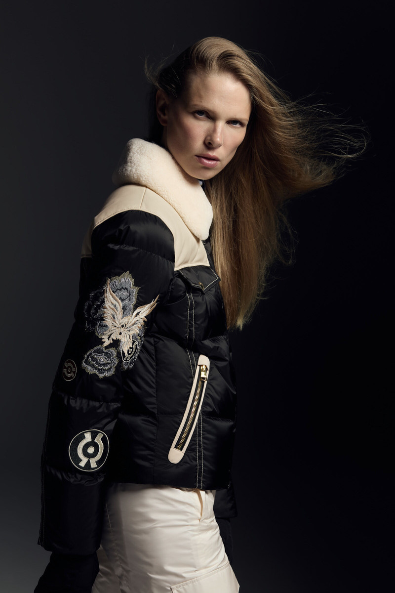 Amia down ski jacket in Black/cream 11