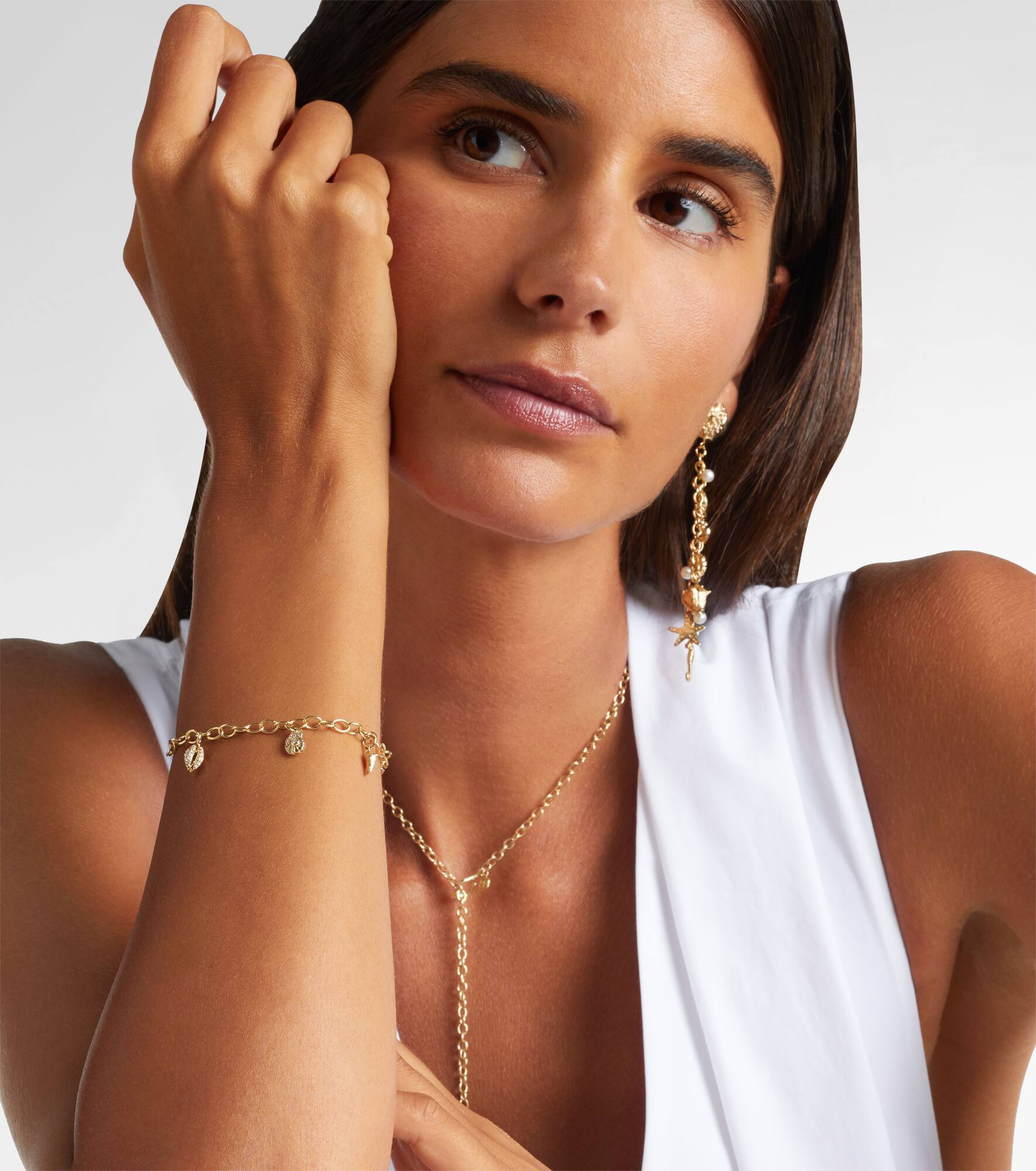 14kt gold charm bracelet with diamonds - 3