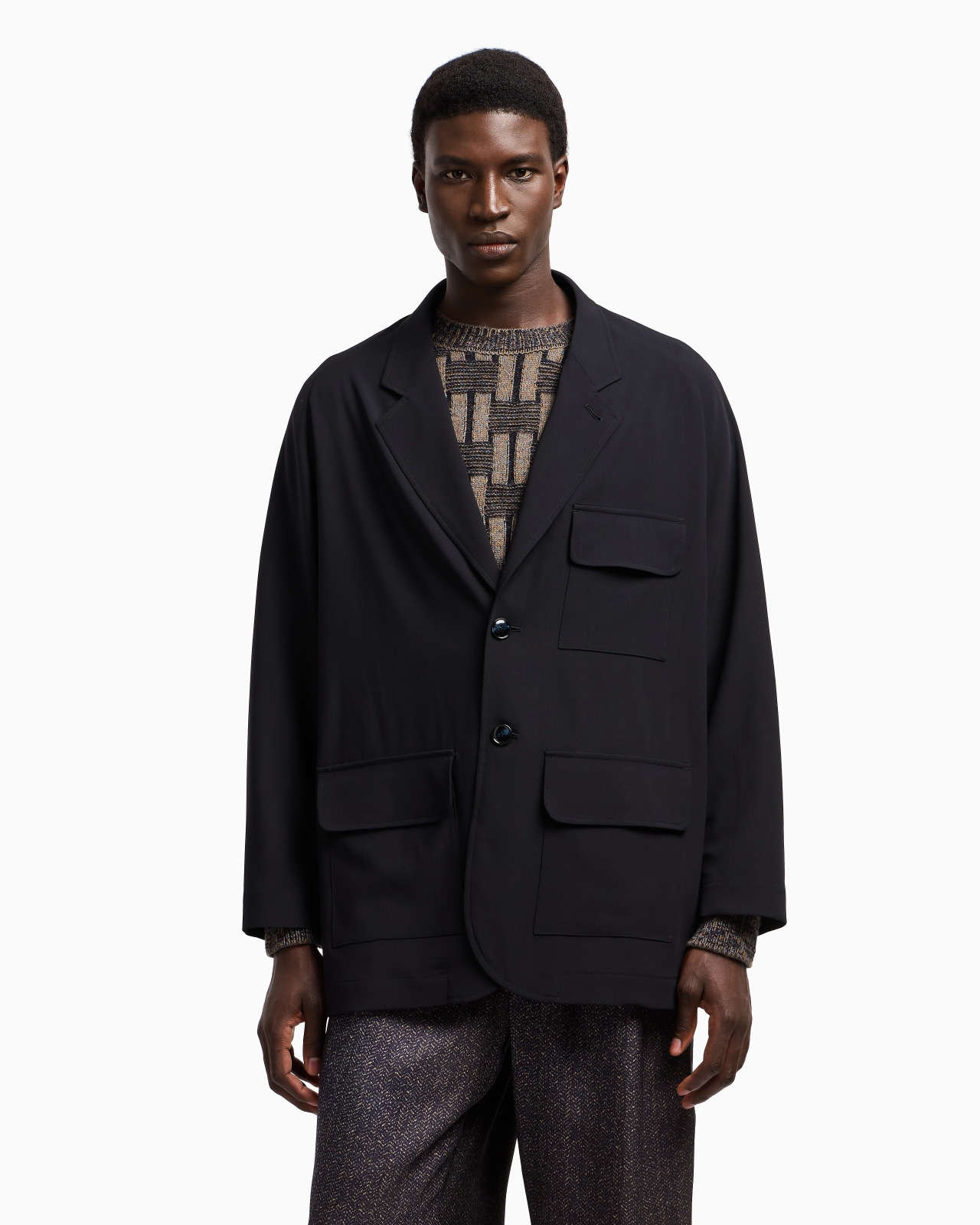 SINGLE-BREASTED JACKET IN PURE WOOL CRÊPE - 4