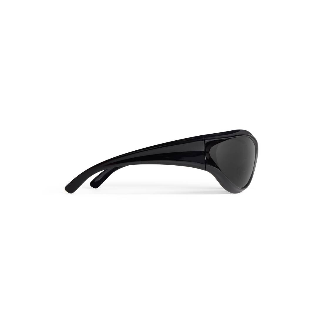 Dynamo Round Sunglasses  in Black - 3