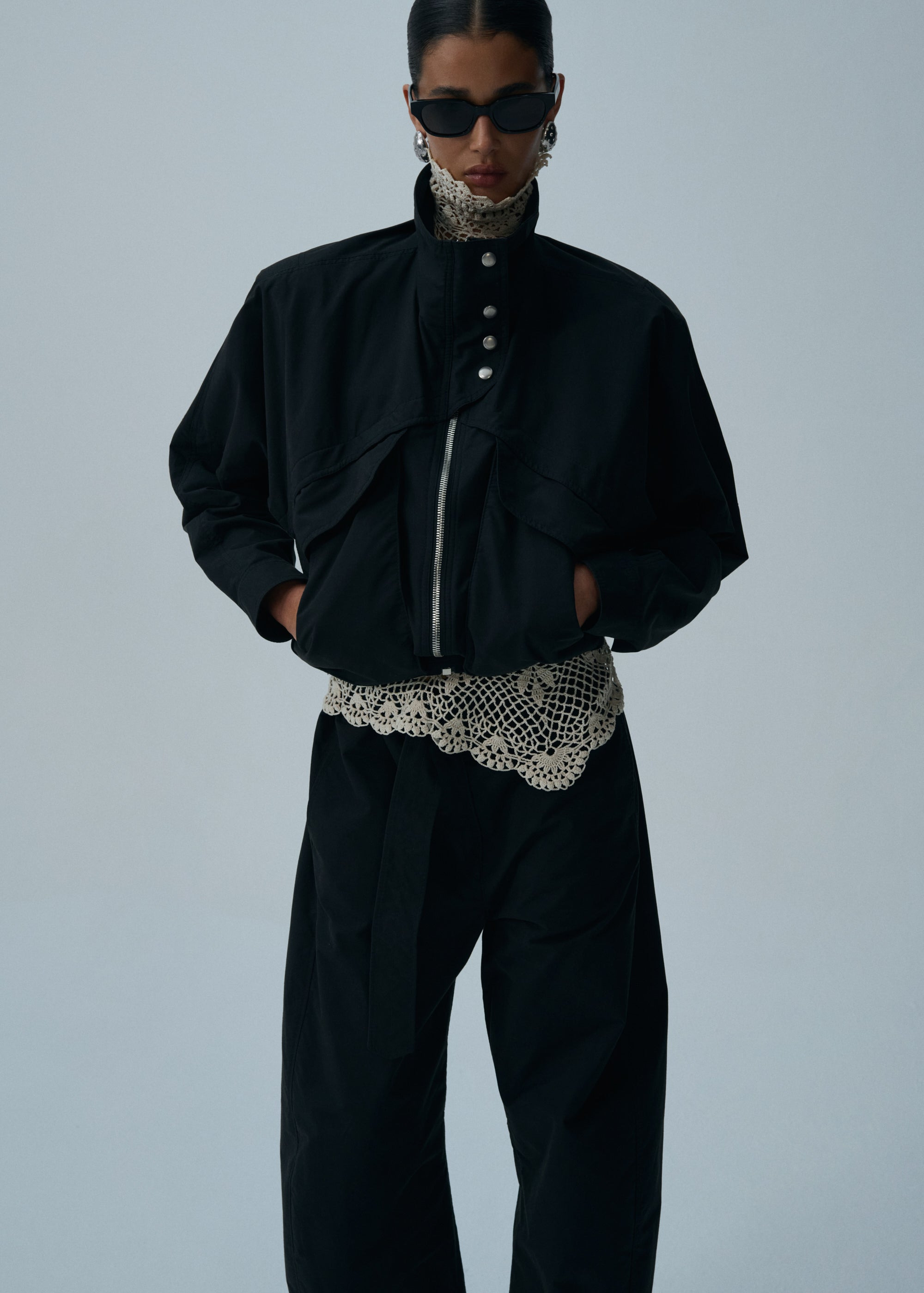 Snap neck vintage bomber jacket in black - 3