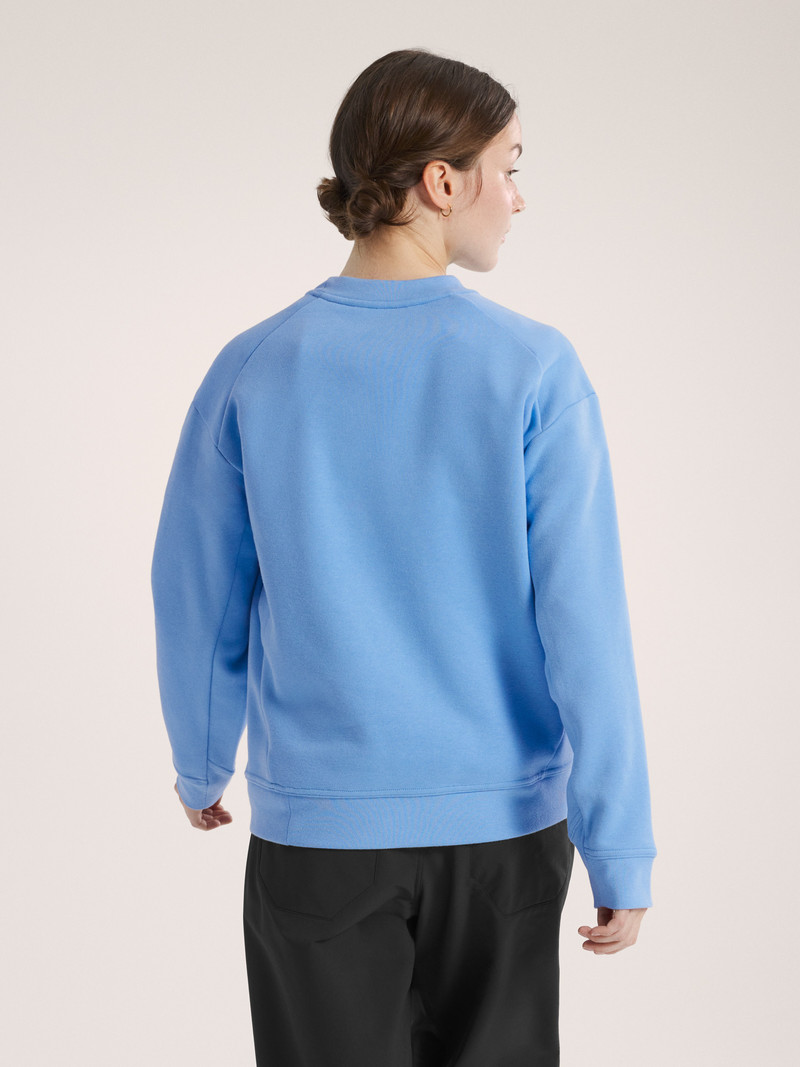 Emblem Fleece Crew Neck Pullover 6
