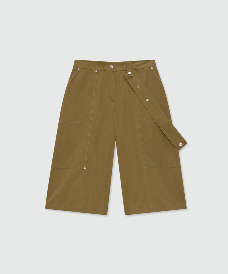 Military green cotton gabardine trousers with patch pockets and removable decorative belt 1