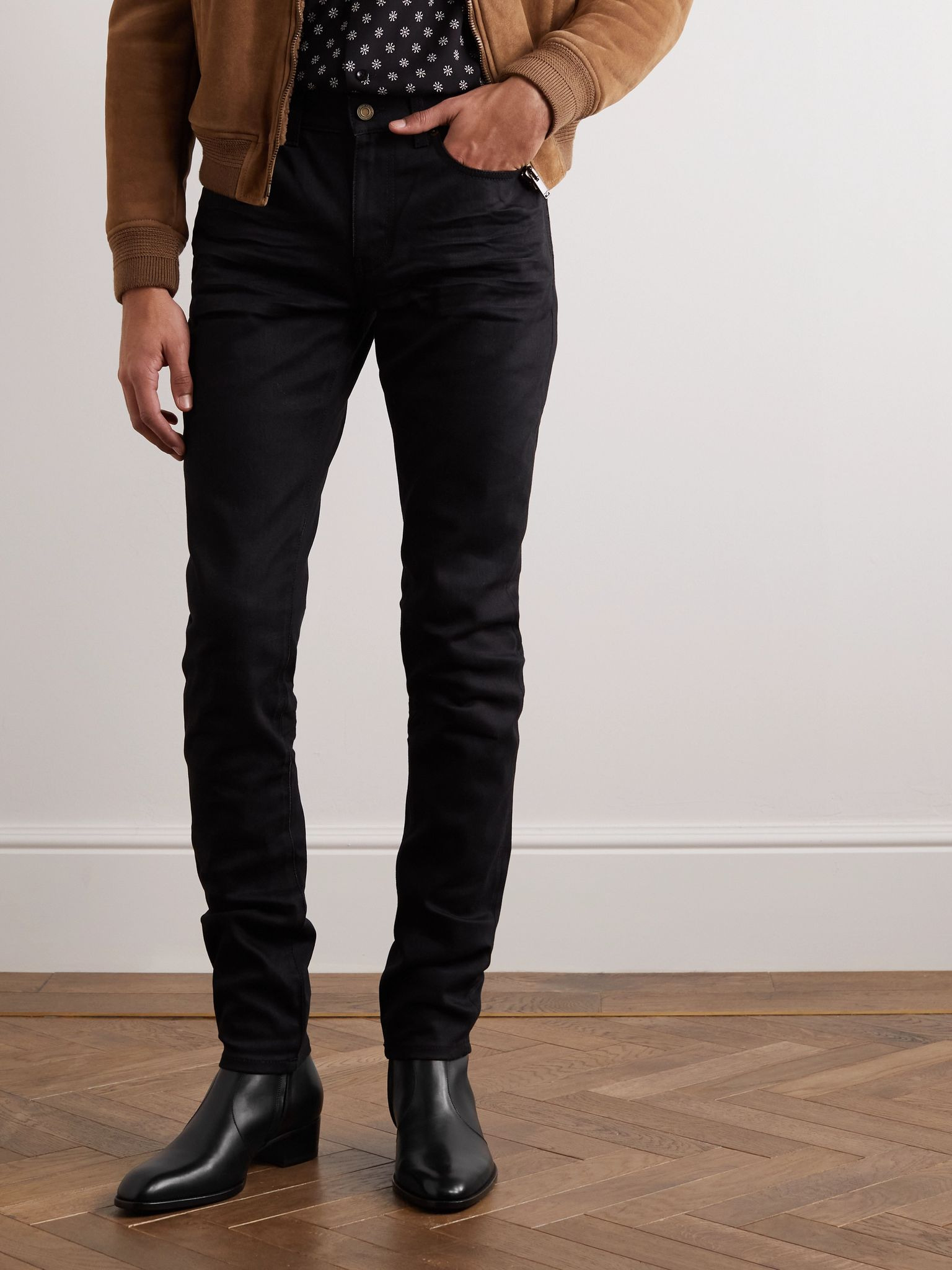 Wyatt Leather Chelsea Boots Black - 2