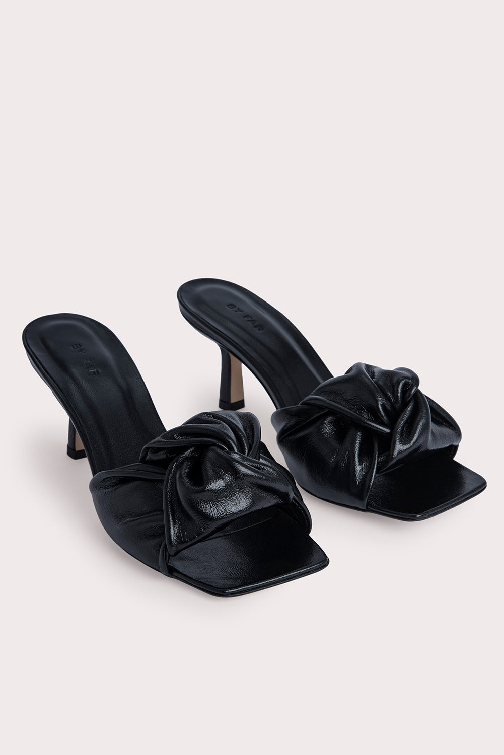 Lana Black Gloss Leather - 2