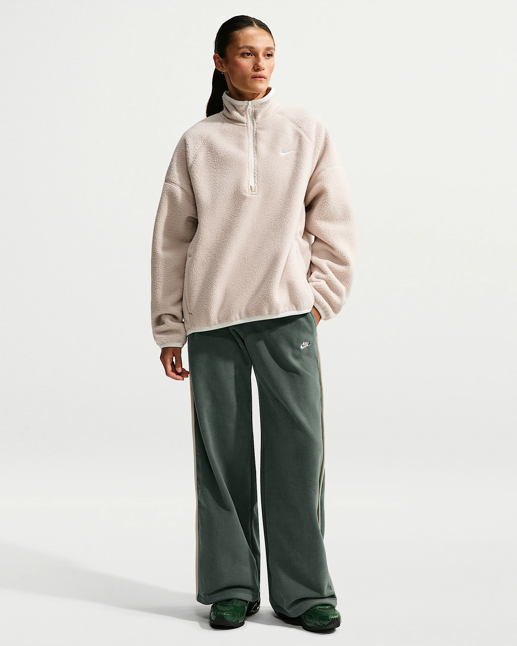 Nike Sportswear Women's Therma-FIT Mid-Rise Open-Hem Pants - 1
