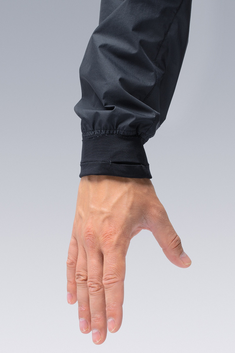J81-WS Packable 2L Gore-Tex Infinium™ Windstopper® Jacket Black 21