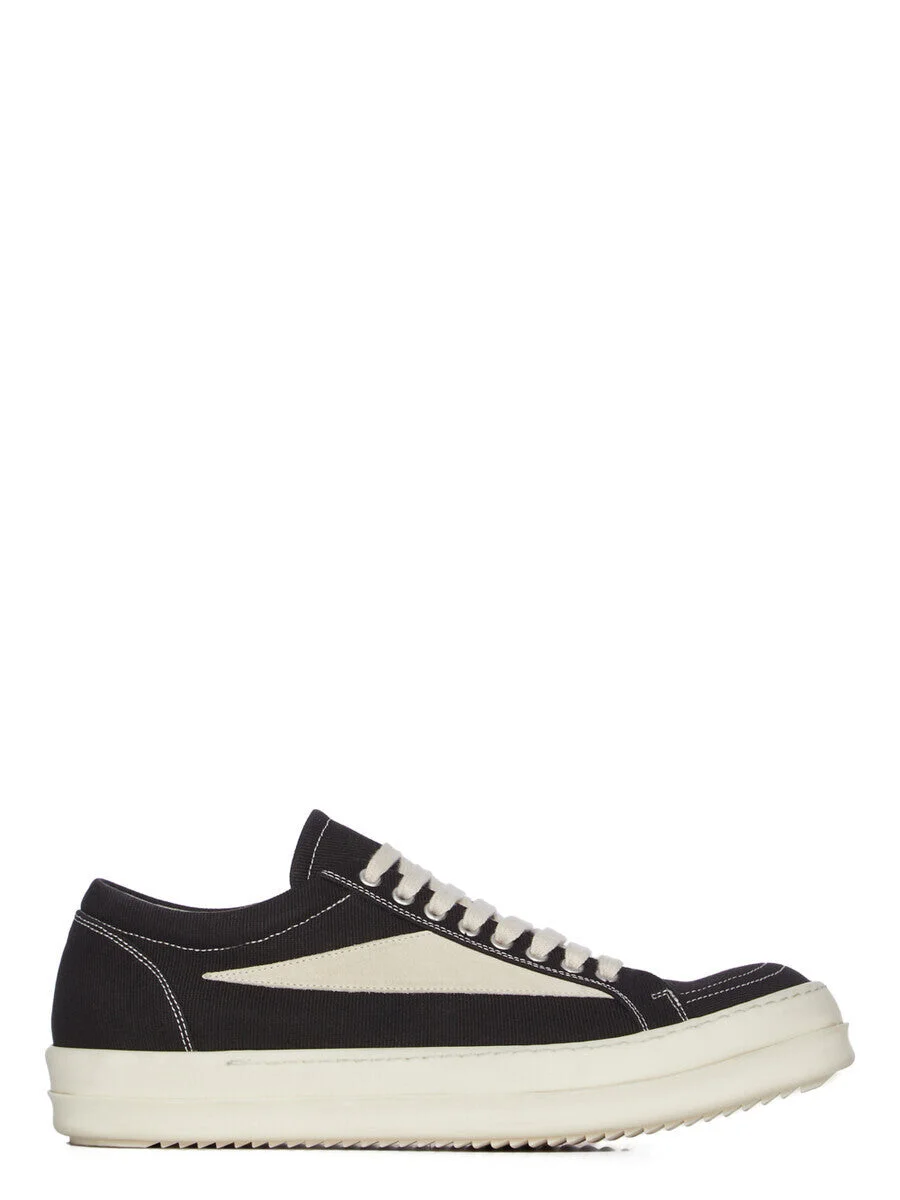VINTAGE SNEAKS - 1