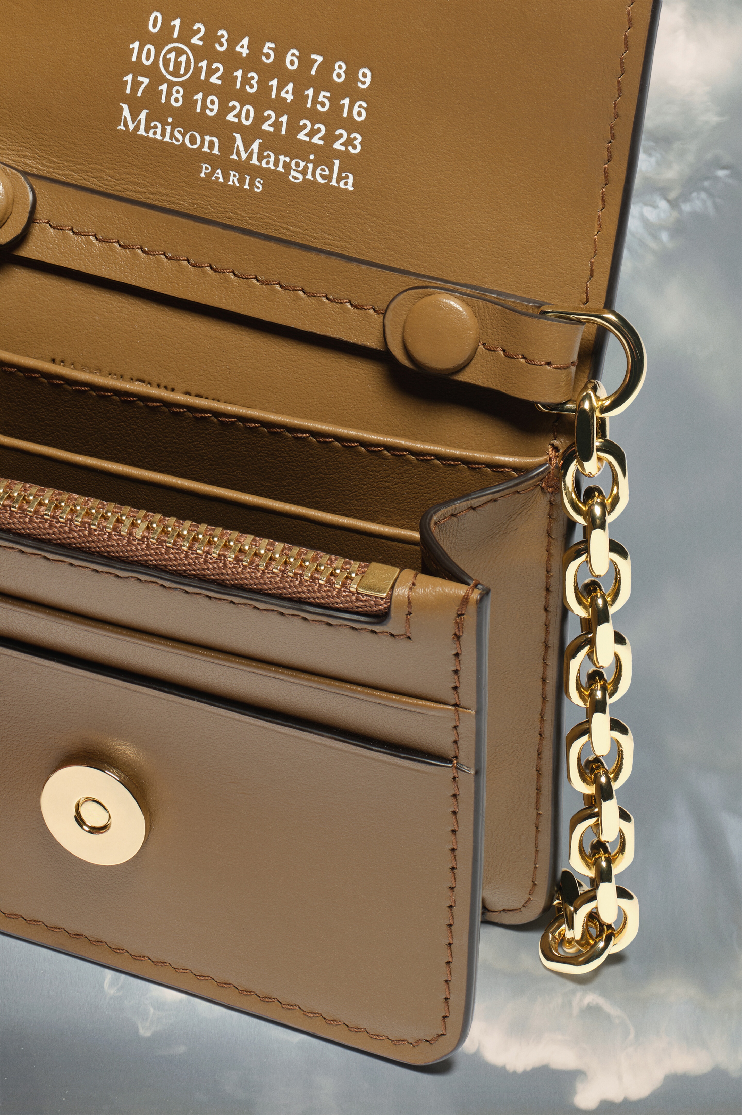 Glitter micro chain wallet - 4
