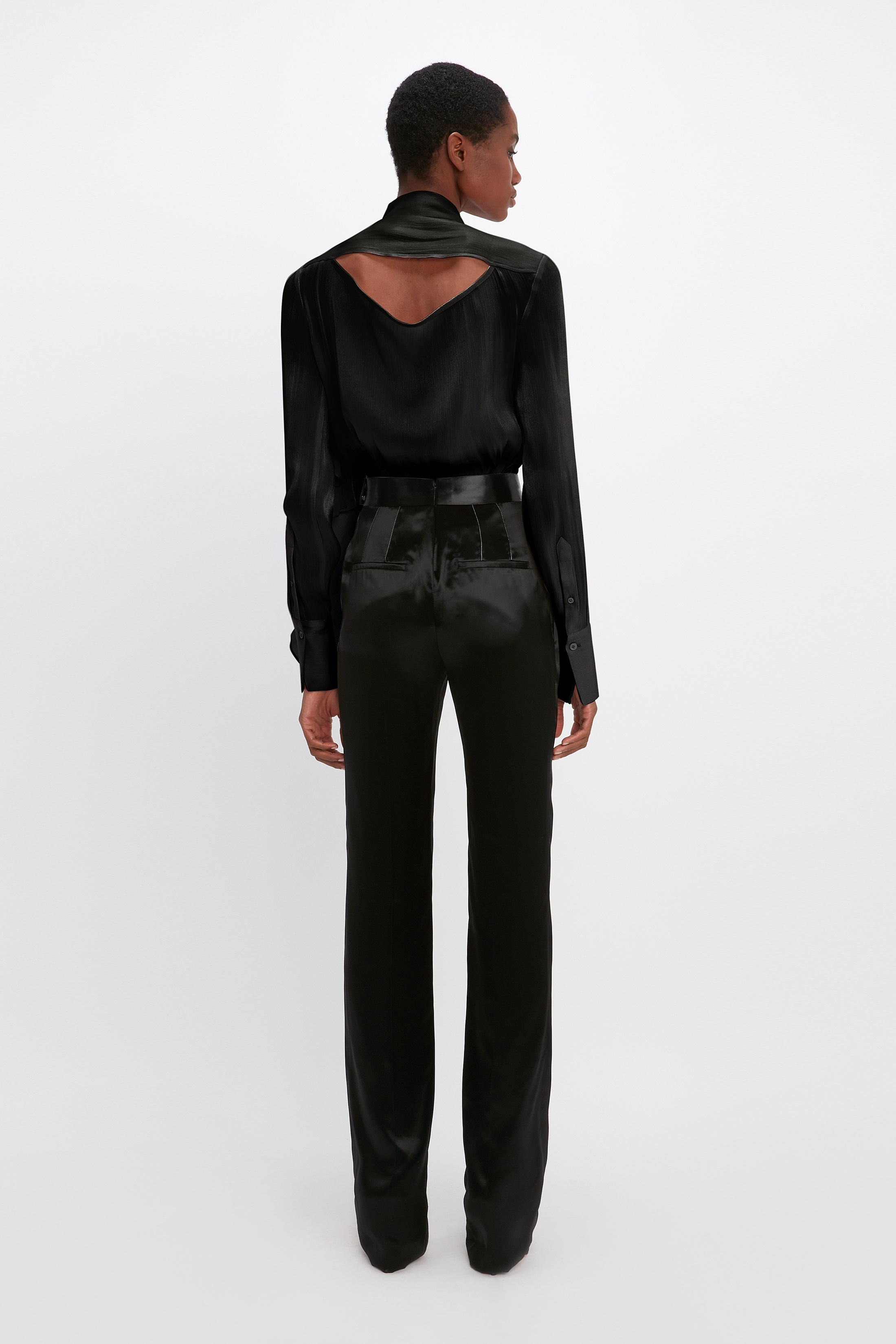 High Waisted Tailored Trouser in Black - 4
