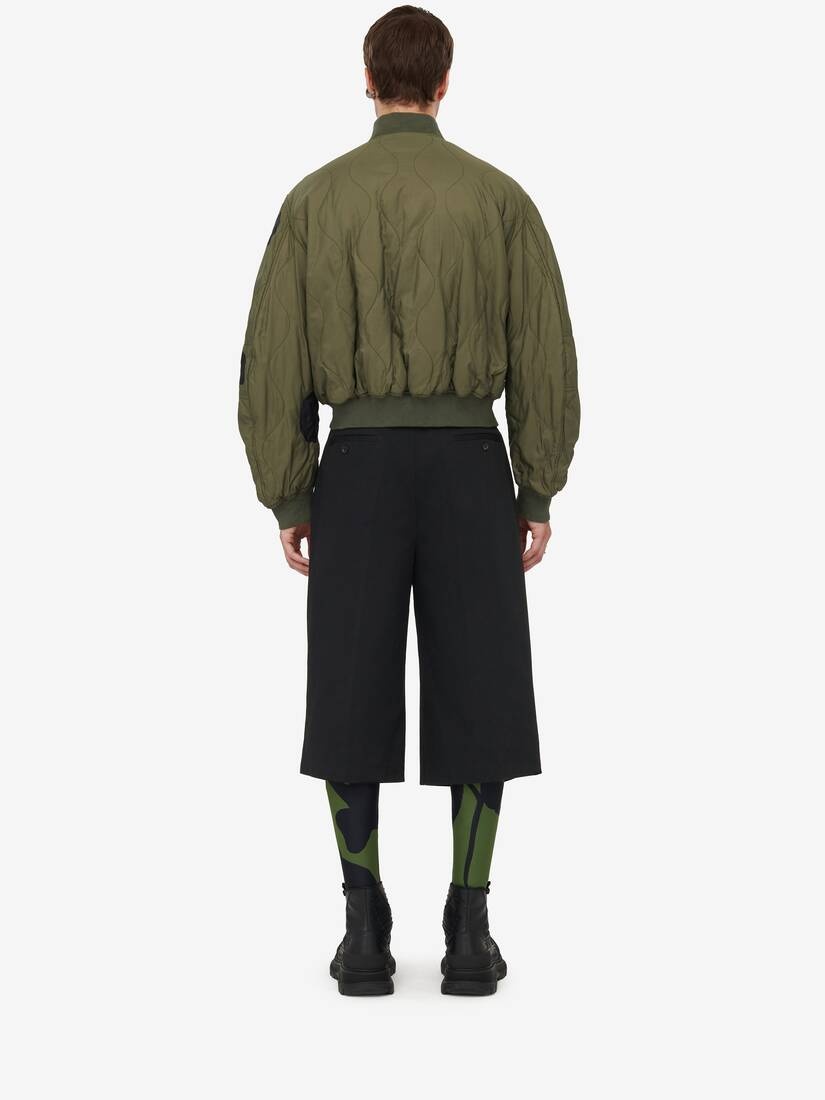 Men's Deep Pleat Shorts in Black - 4